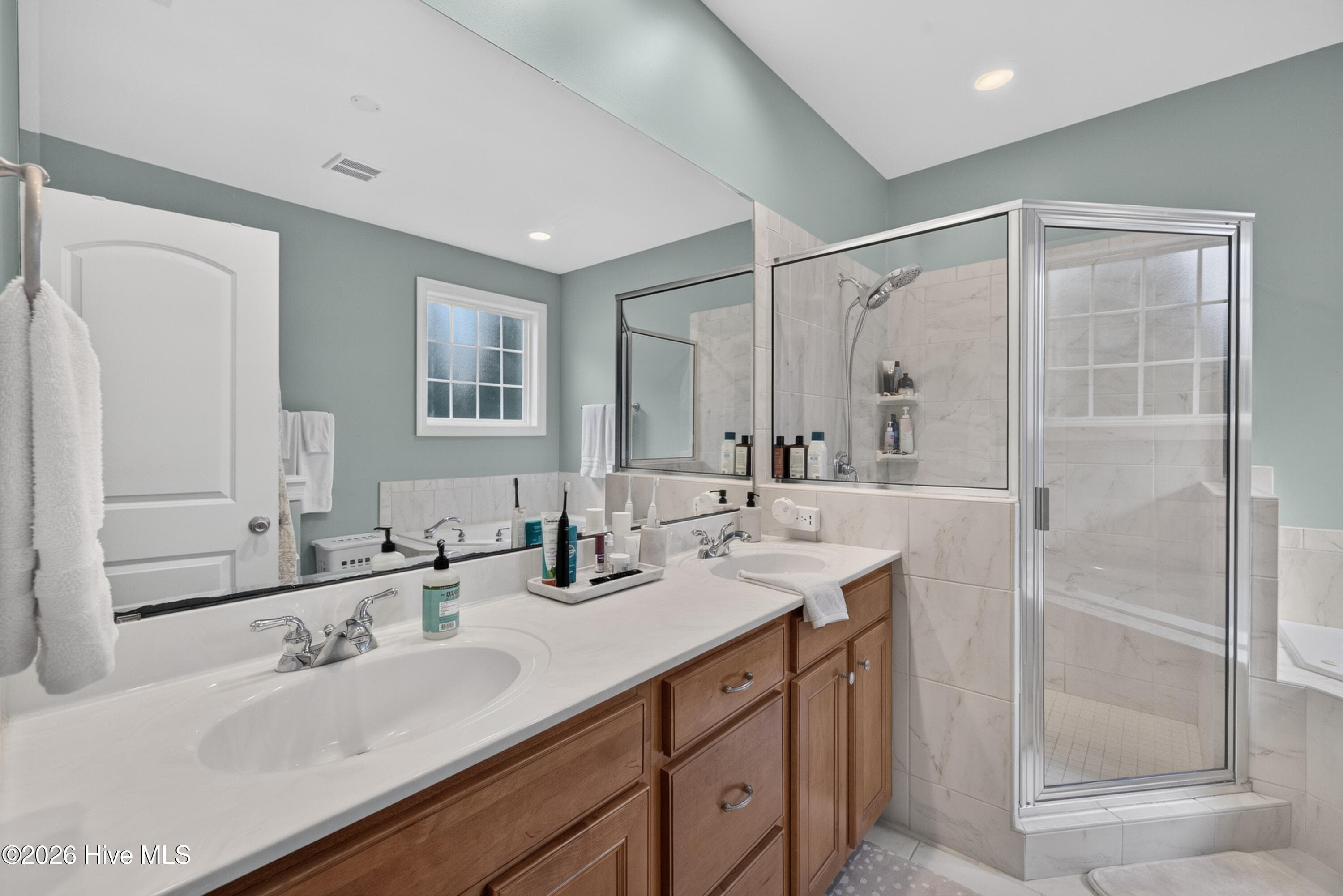 Single Family Residence at 5148 Somersett Lane, Wilmington, NC 28409, photo 22 of 45