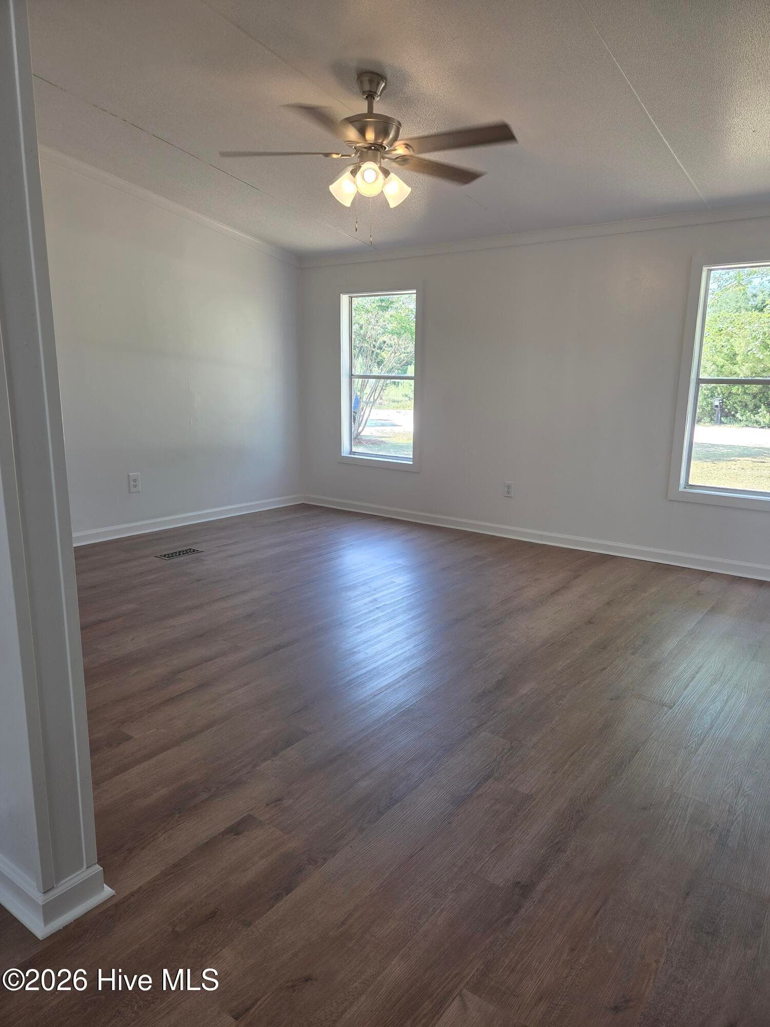 Manufactured Home at 1199 Zack Street SE, Bolivia, NC 28422, photo 15 of 73