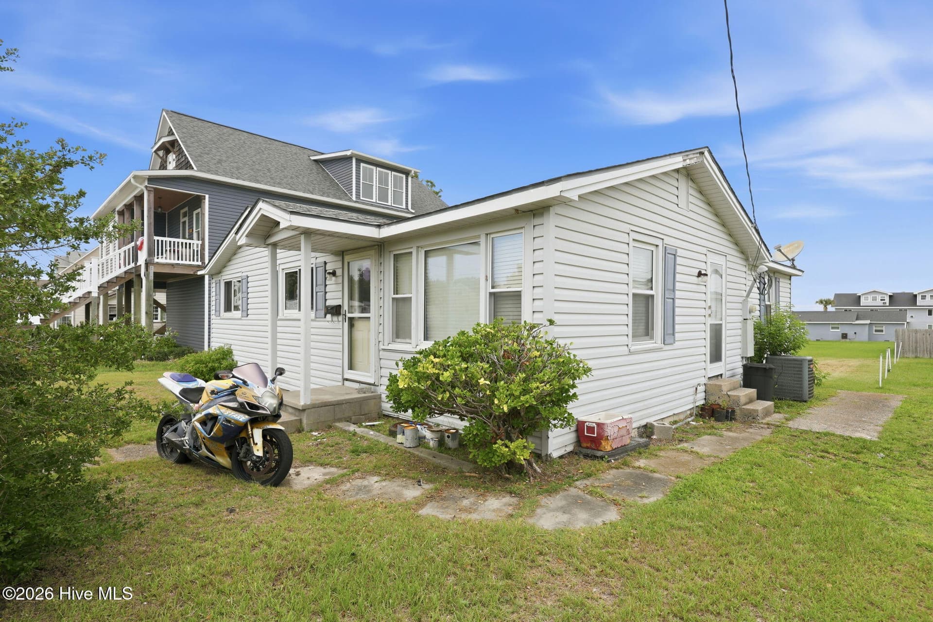 1106 Avery Street, Morehead City, NC 28557