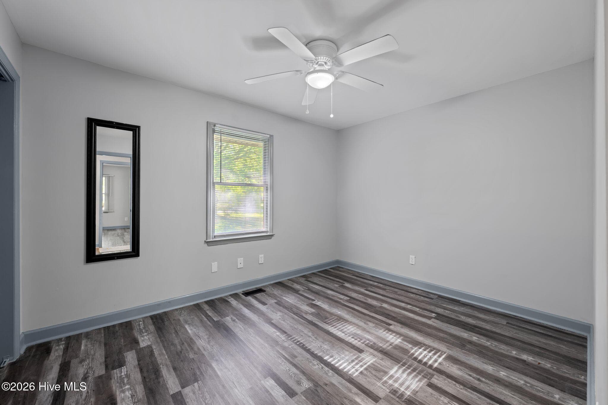 Single Family Residence at 4802 Meadow Court Drive, New Bern, NC 28562, photo 19 of 52