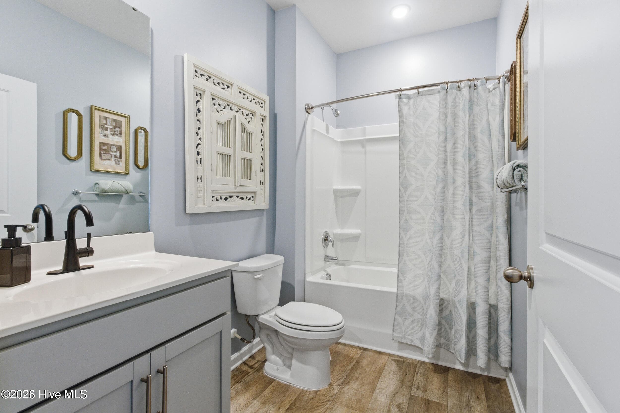 Second Bathroom - 302 Ginger Drive, New Bern, NC 28560