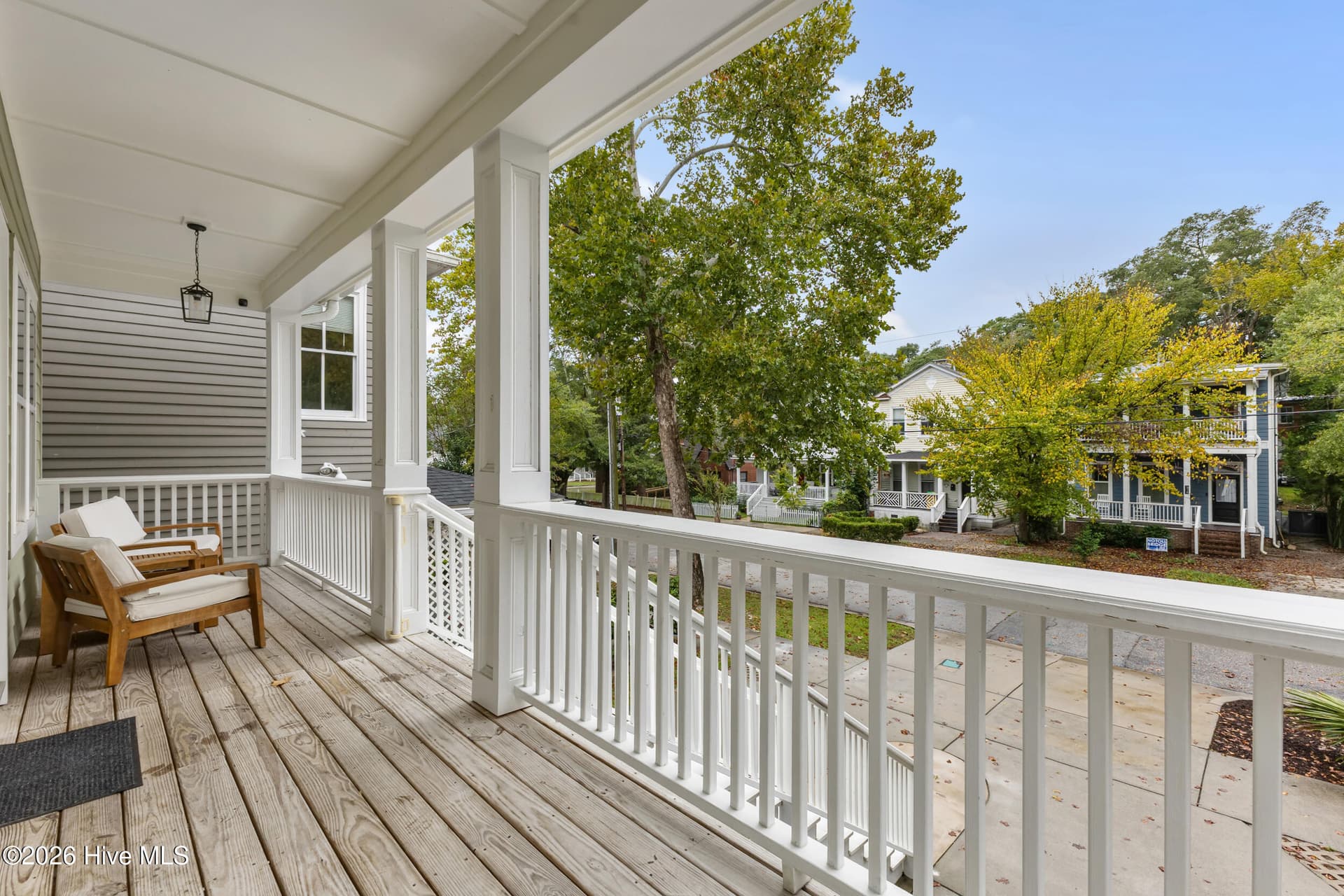 Single Family Residence at 415 S 6th Street, Wilmington, NC 28401, photo 5 of 46