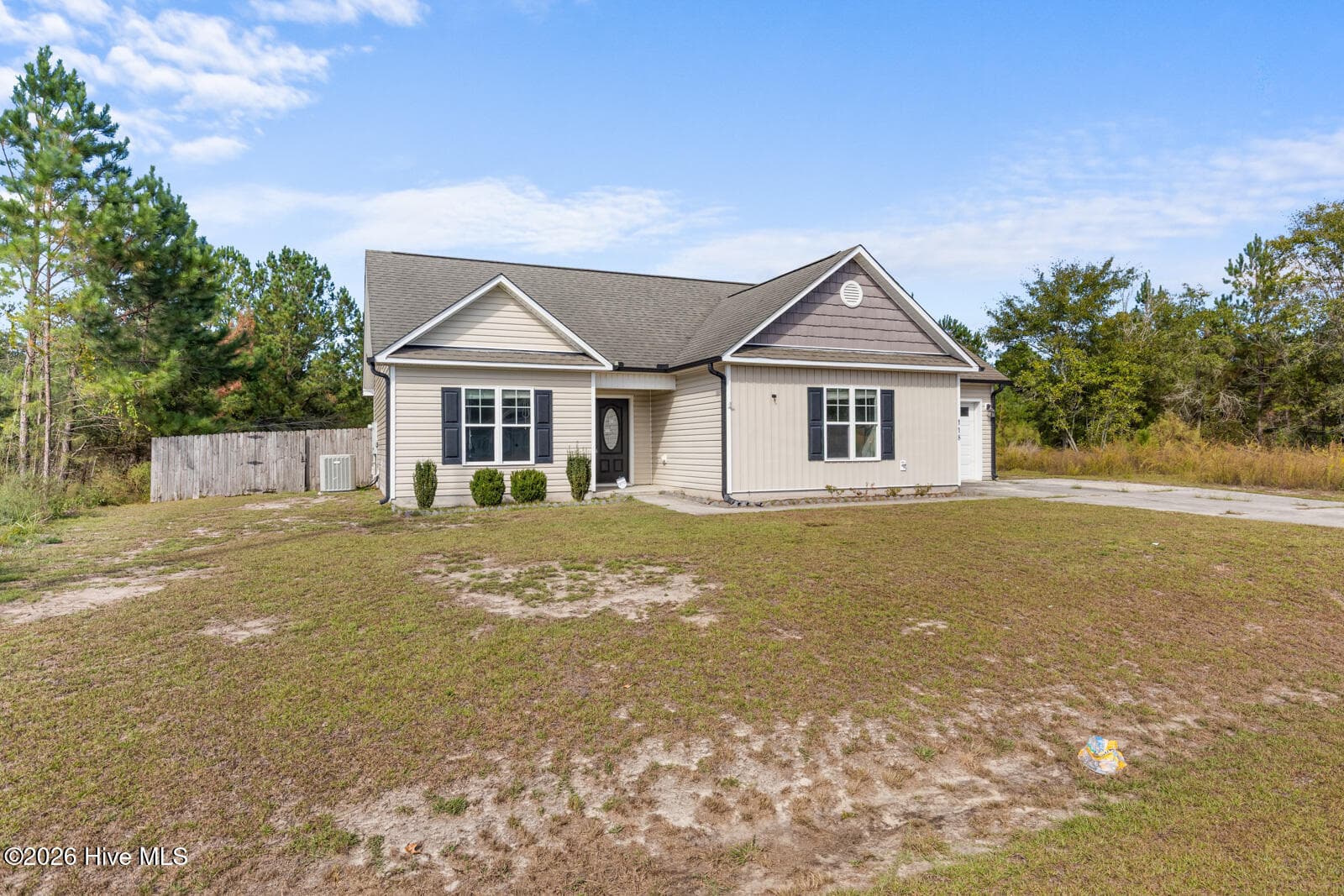 Single Family Residence at 118 Blueberry Fields Road, Maple Hill, NC 28454, photo 2 of 25