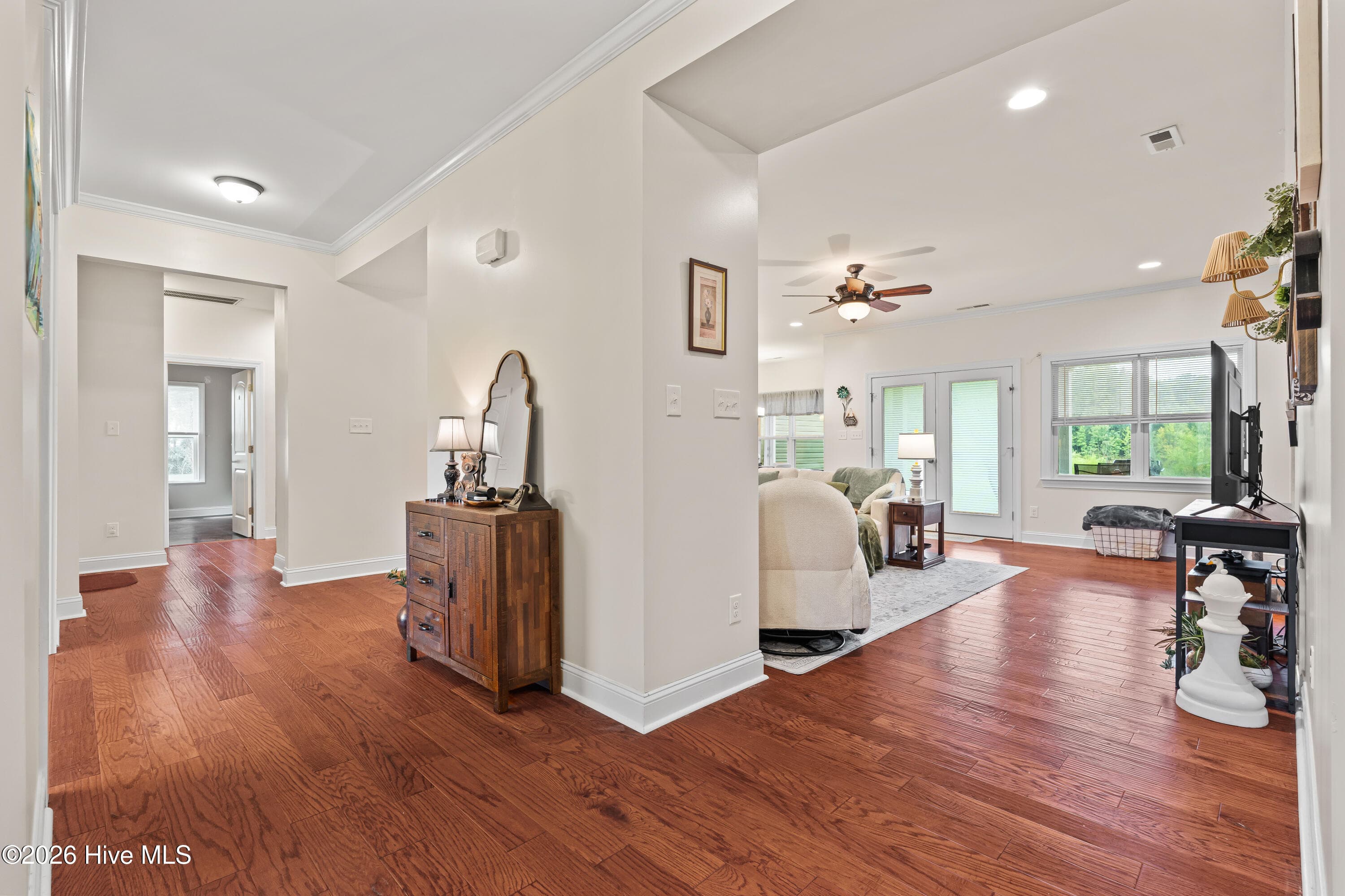 Single Family Residence at 309 Ramonas Lake Court, New Bern, NC 28560, photo 12 of 59