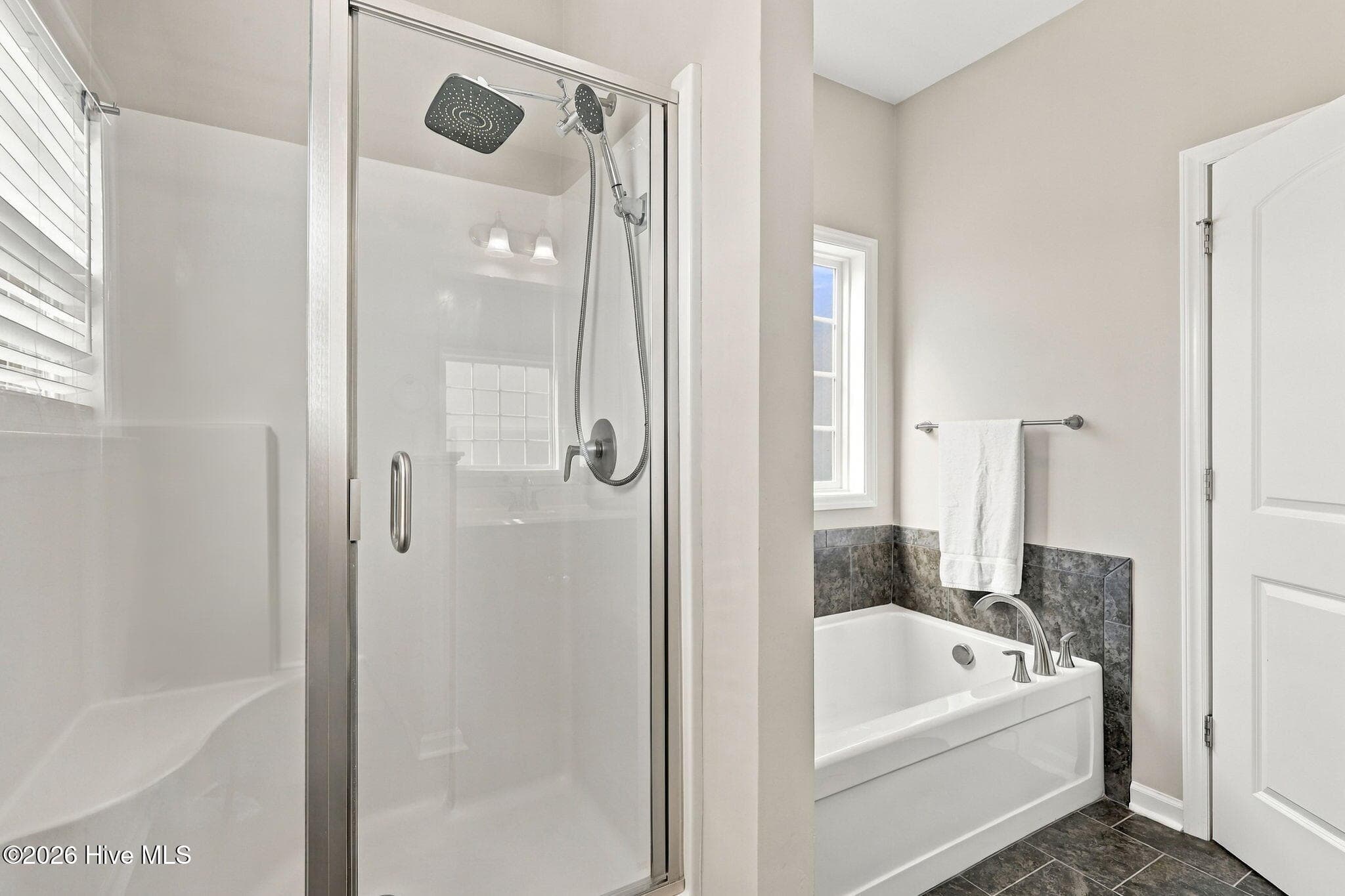 Single Family Residence at 613 Knoll Circle, Greenville, NC 27858, photo 22 of 52