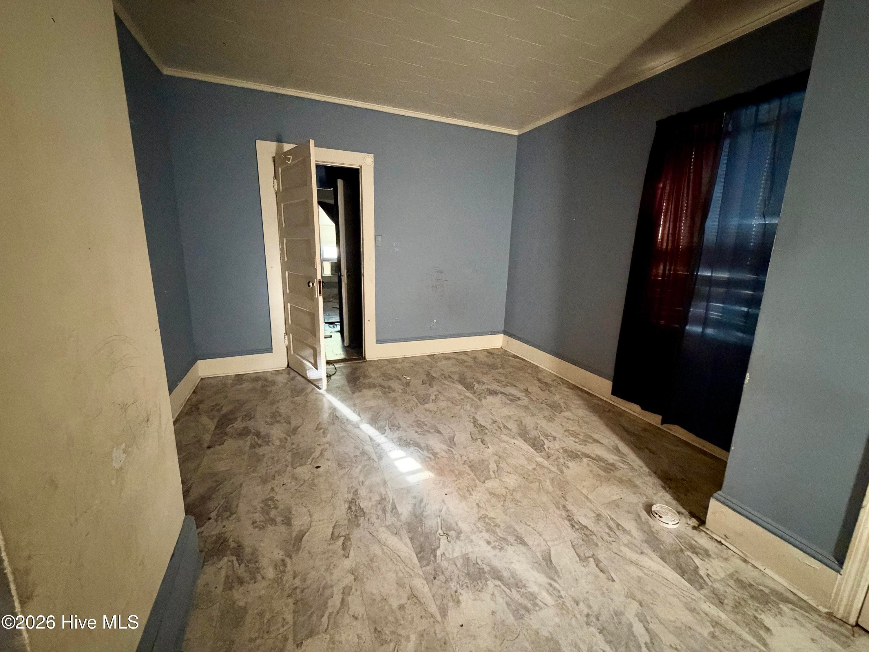 Duplex at 507 Warren Street, Williamston, NC 27892, photo 11 of 25