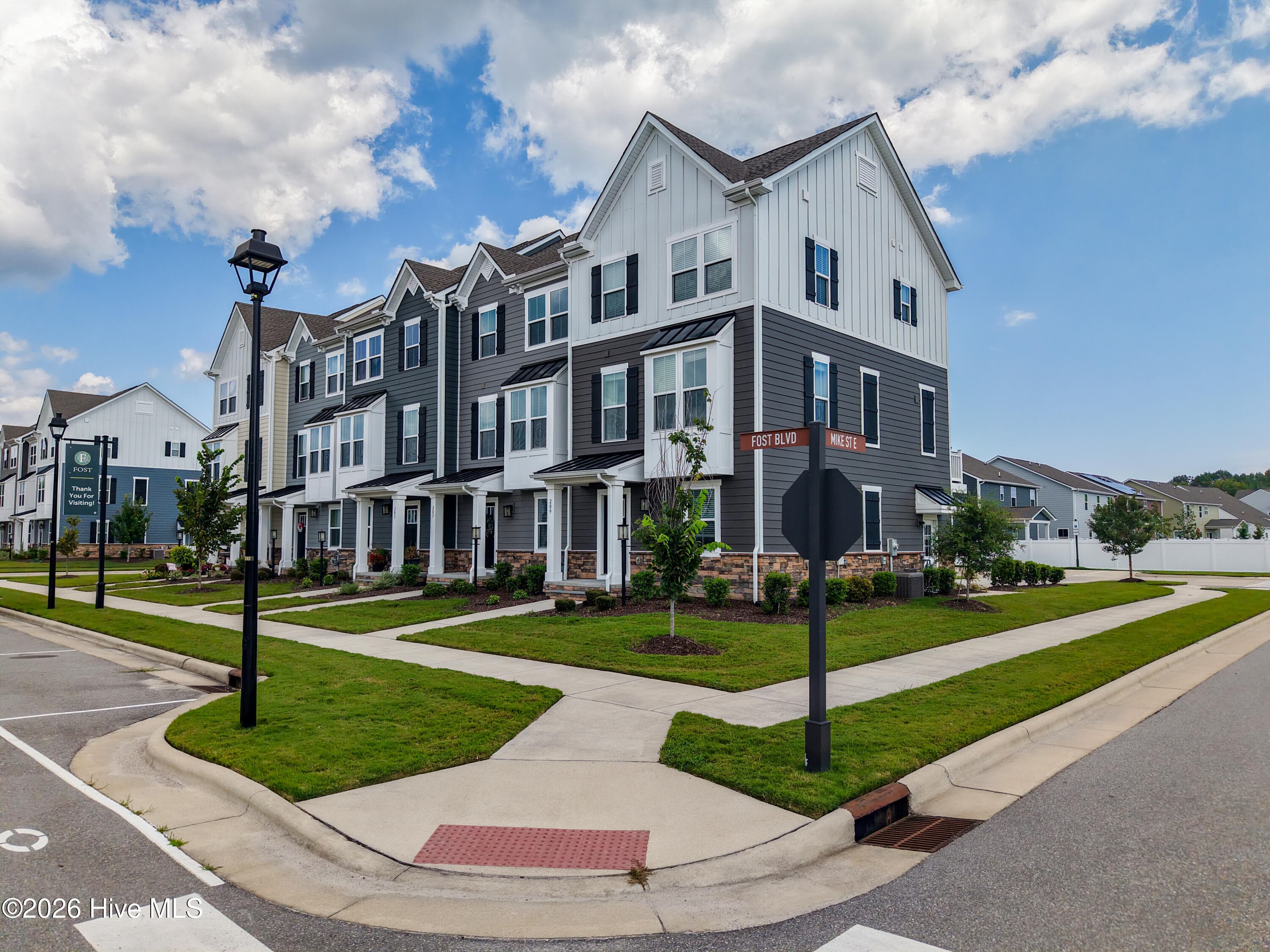 Townhouse at 207 Fost Boulevard, Moyock, NC 27958, photo 5 of 56