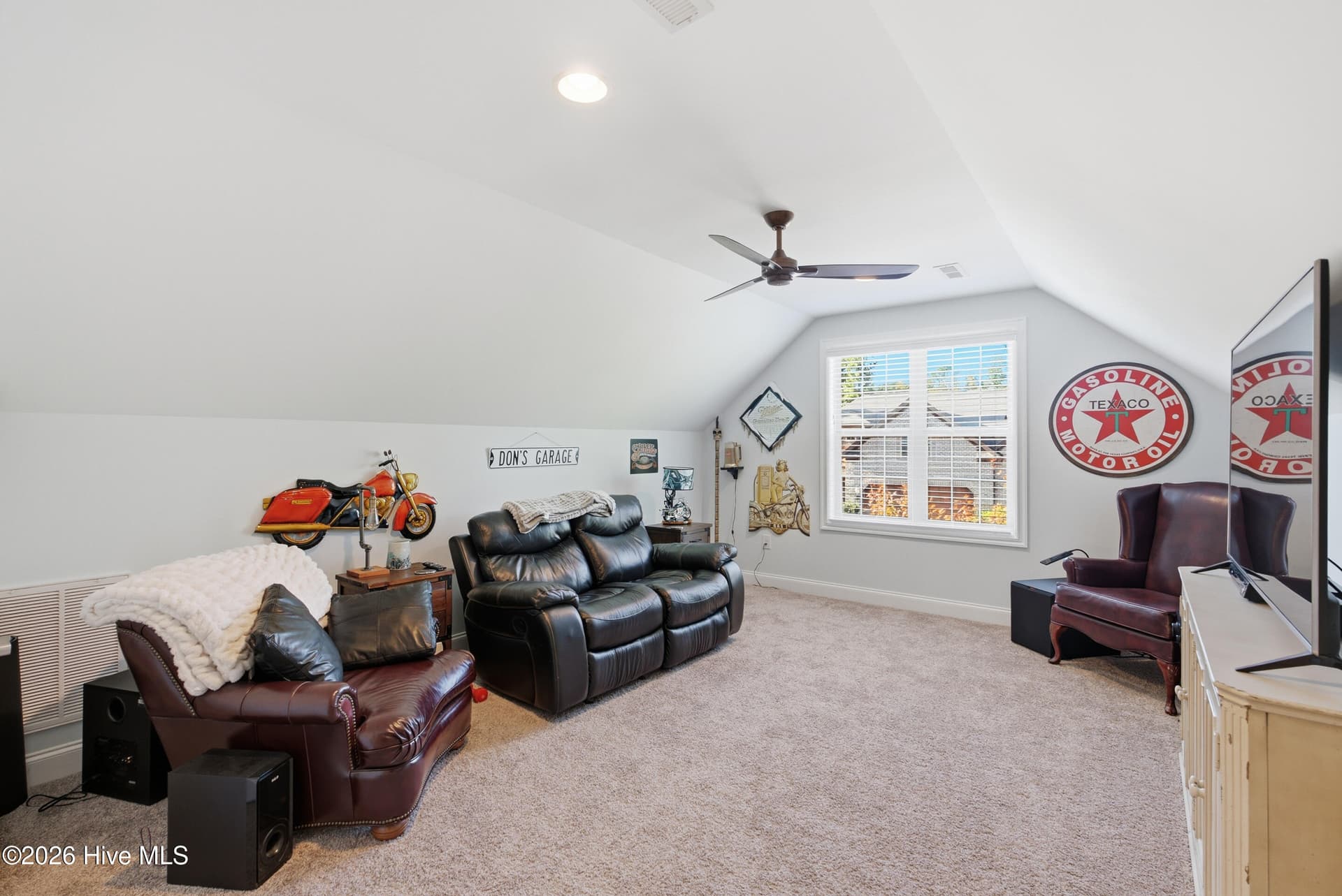 Single Family Residence at 656 Jenoa Drive, Castle Hayne, NC 28429, photo 37 of 53