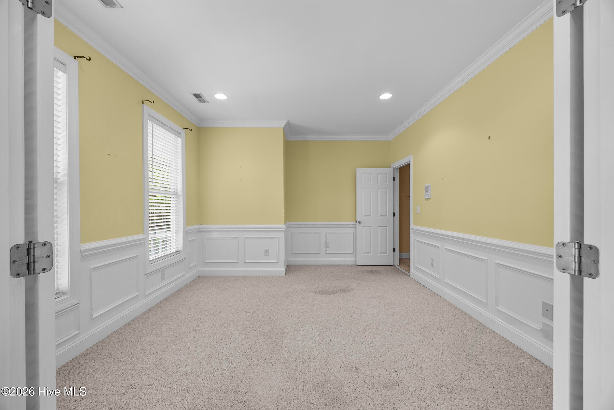 Single Family Residence at 638 Ravenswood Road, Hampstead, NC 28443, photo 15 of 100