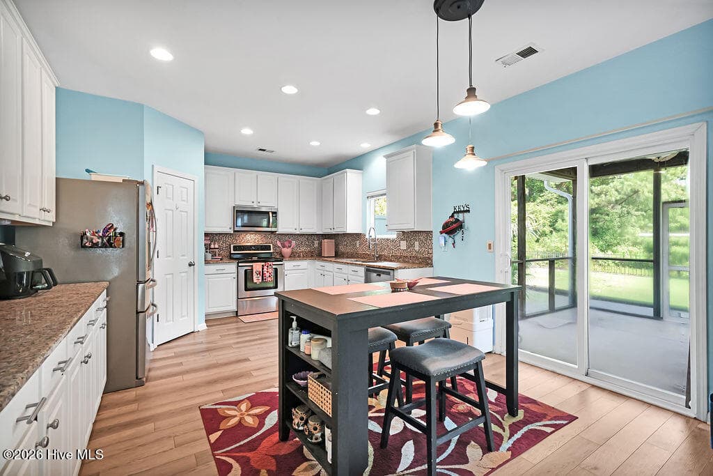 Single Family Residence at 5010 Portside Drive, Southport, NC 28461, photo 13 of 61