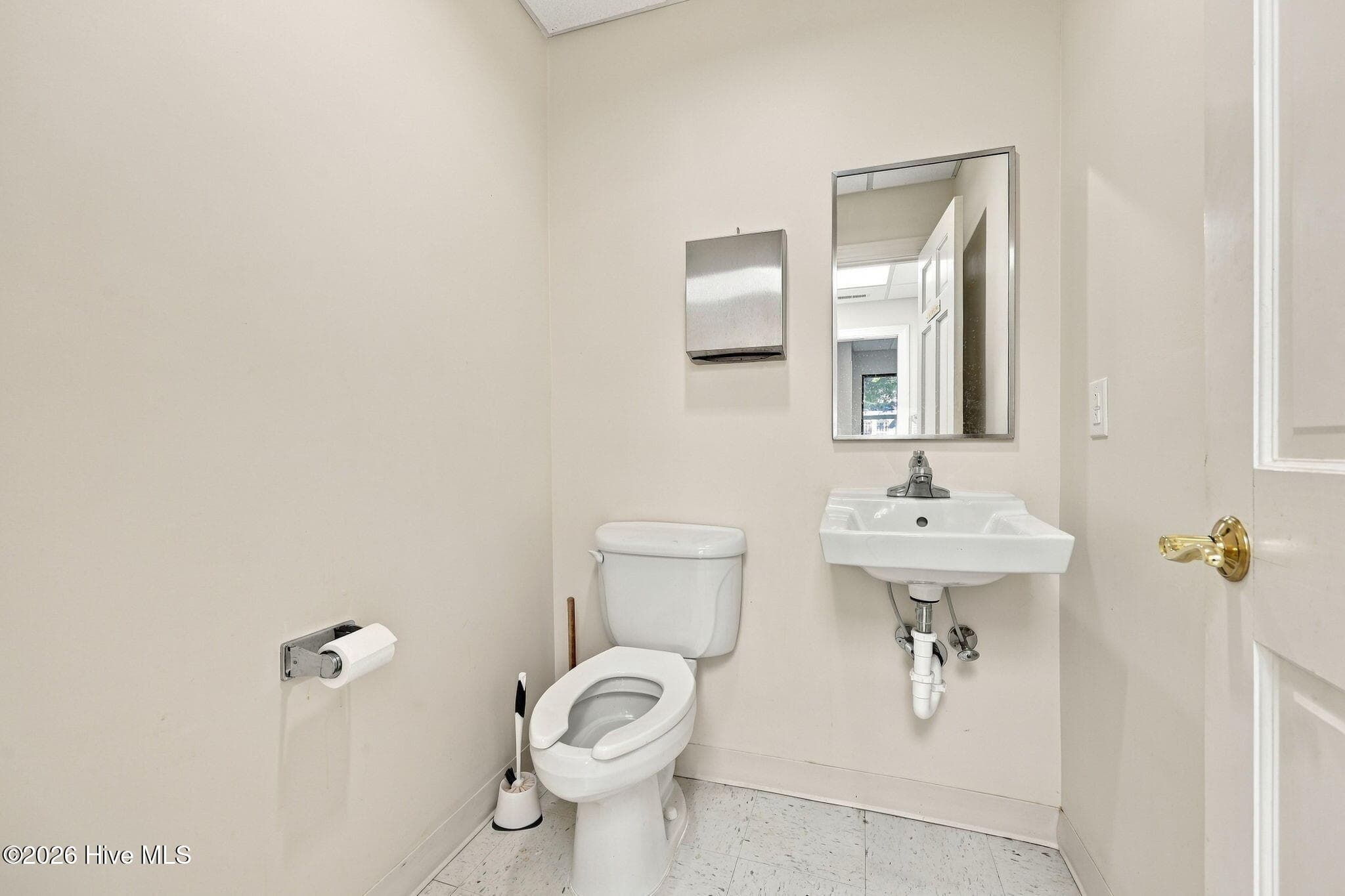 Office at 463 Second Street, Ayden, NC 28513, photo 16 of 26