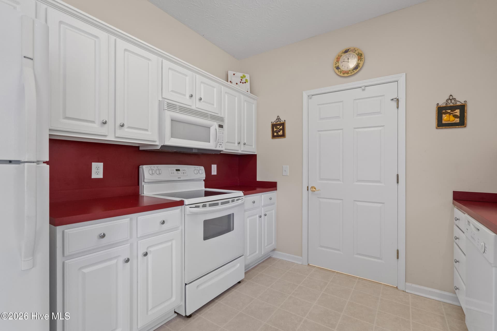 Single Family Residence at 411 Wampee Street NW, Calabash, NC 28467, photo 11 of 33