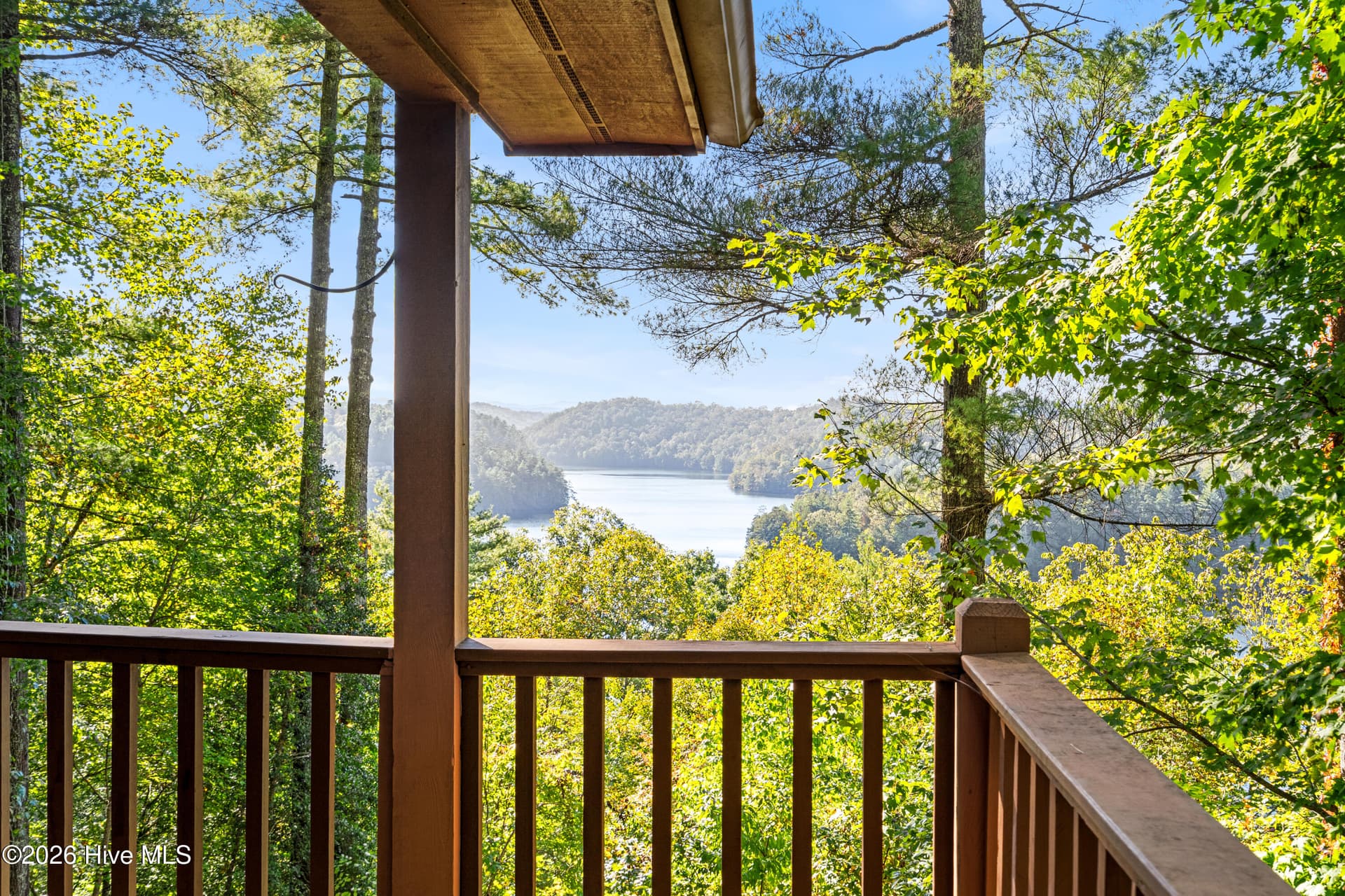 895 Lake Apalachia Acres Drive, Murphy, NC 28906