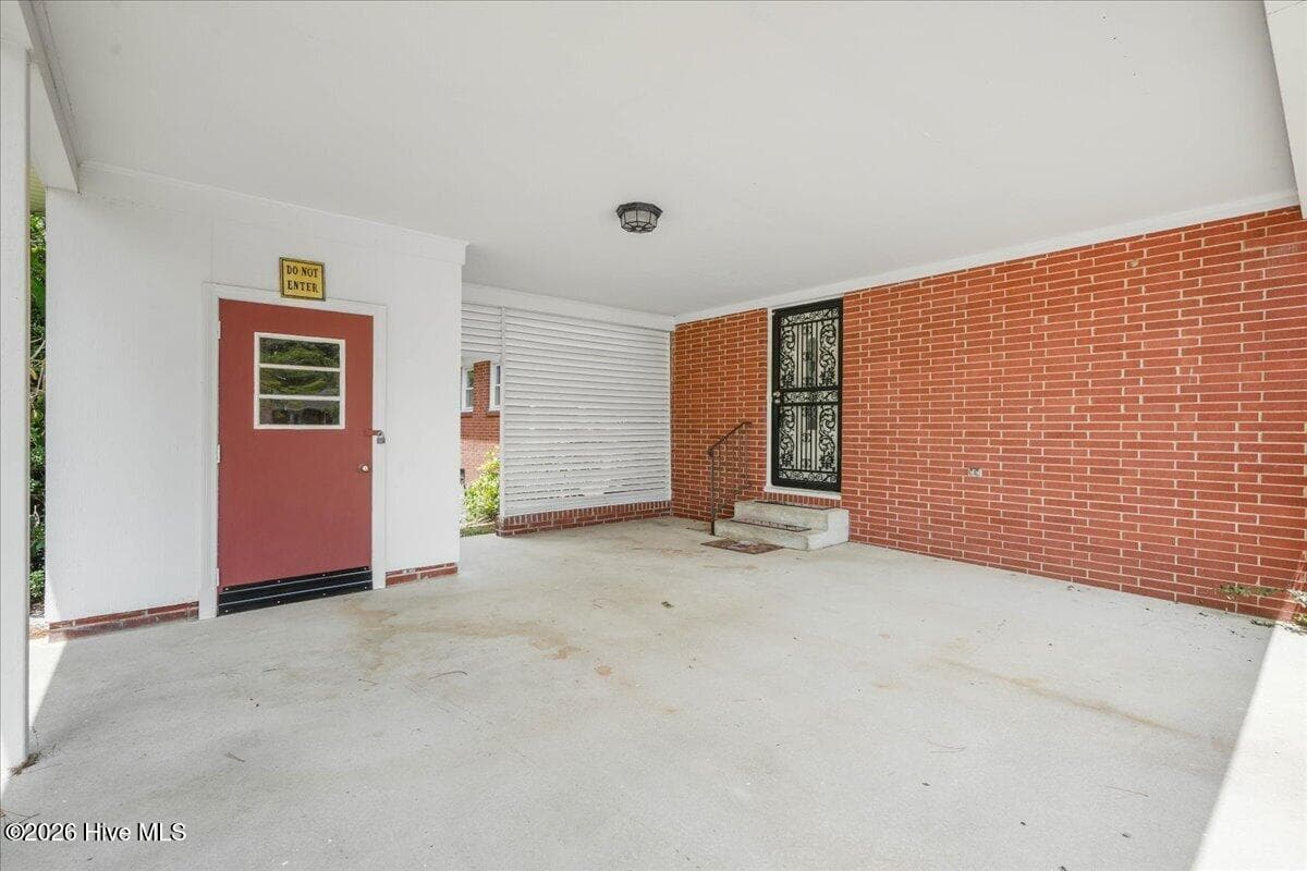 Single Family Residence at 1801 E Azalea Drive, Goldsboro, NC 27530, photo 20 of 77