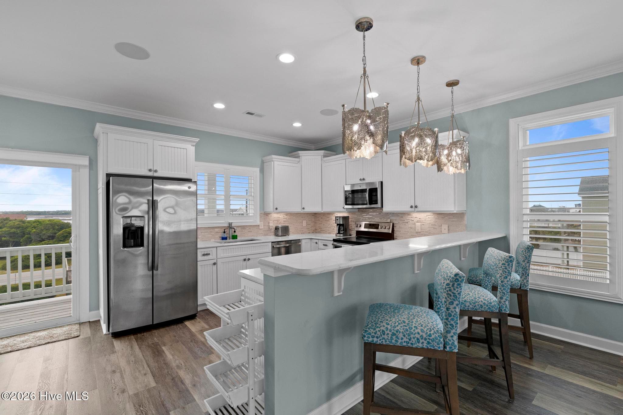 Single Family Residence at 291 Topsail Road, North Topsail Beach, NC 28460, photo 3 of 4
