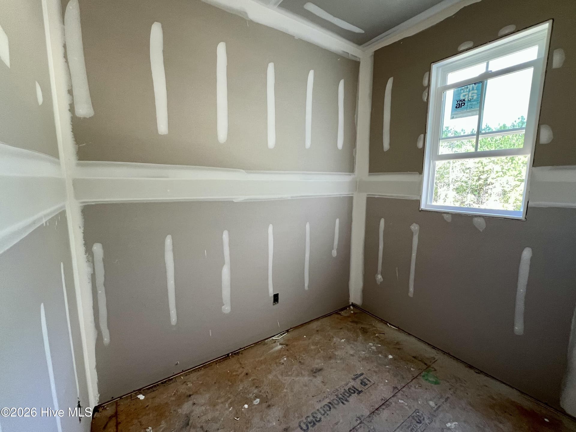Single Family Residence at 176 Hillstead Way, Smithfield, NC 27577, photo 54 of 219