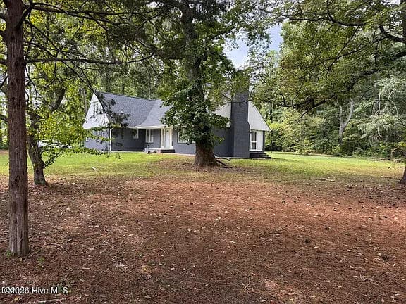 Single Family Residence at 1408 Parker Lane, Henderson, NC 27536, photo 4 of 86