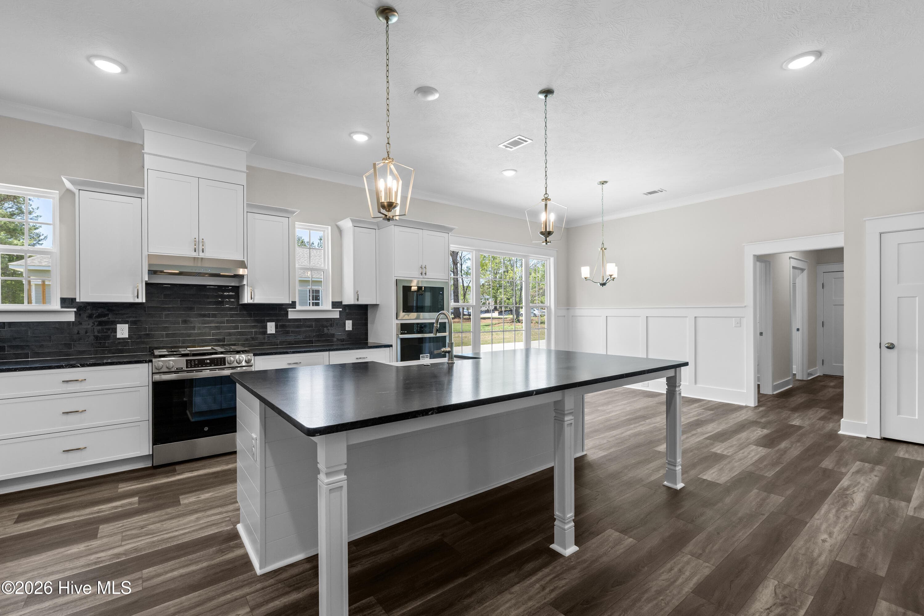 Kitchen and breakfast - 1725 Bellingham Drive, Beech Island, SC 29842