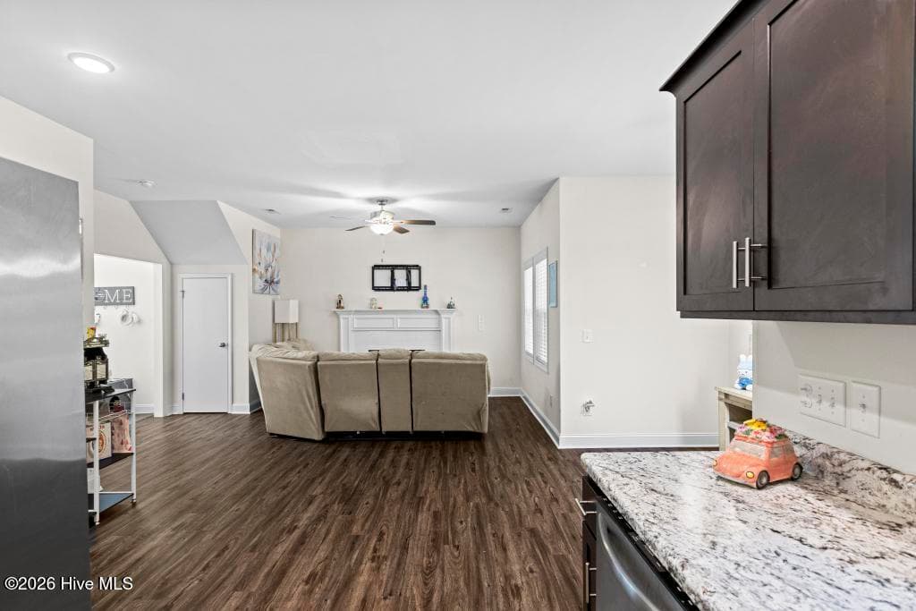 Single Family Residence at 150 Broadleaf Drive, Jacksonville, NC 28546, photo 18 of 52