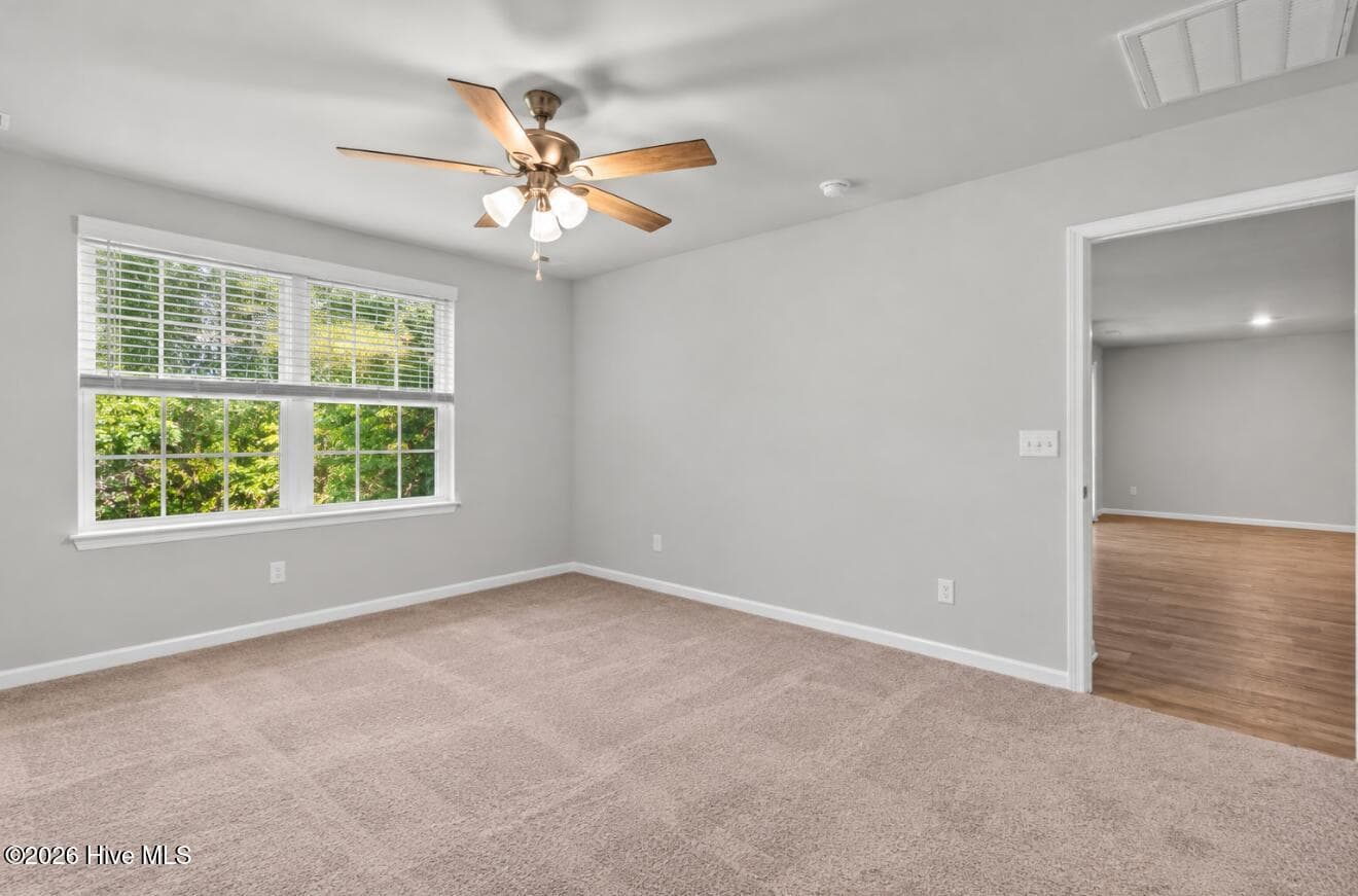 Single Family Residence at 849 Tuscarora Trail, Jacksonville, NC 28546, photo 15 of 45