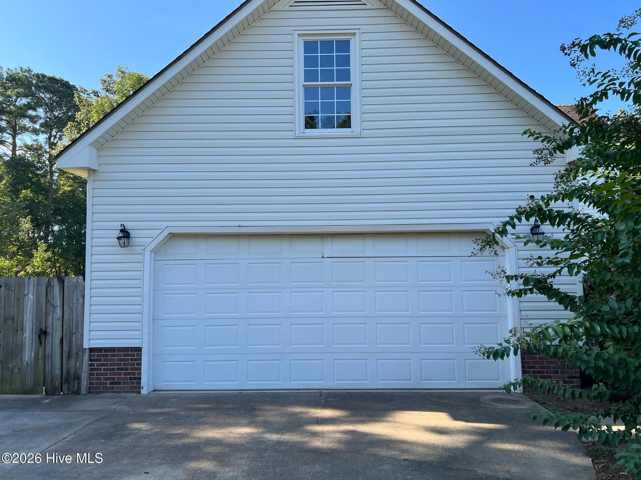 Single Family Residence at 214 E Raintree Lane, Goldsboro, NC 27534, photo 22 of 24