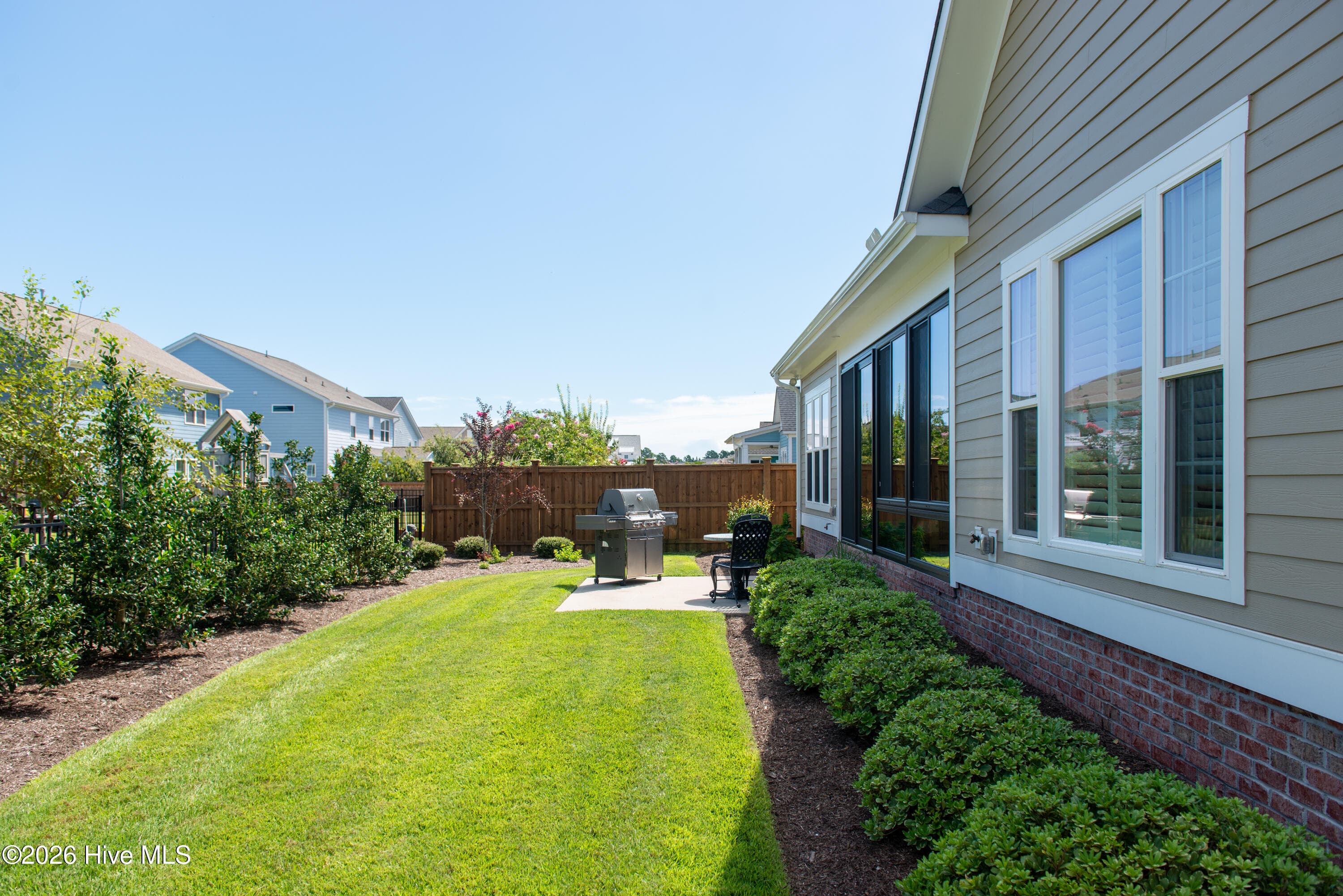 Single Family Residence at 939 Bradshaw Terrace, Wilmington, NC 28412, photo 5 of 6