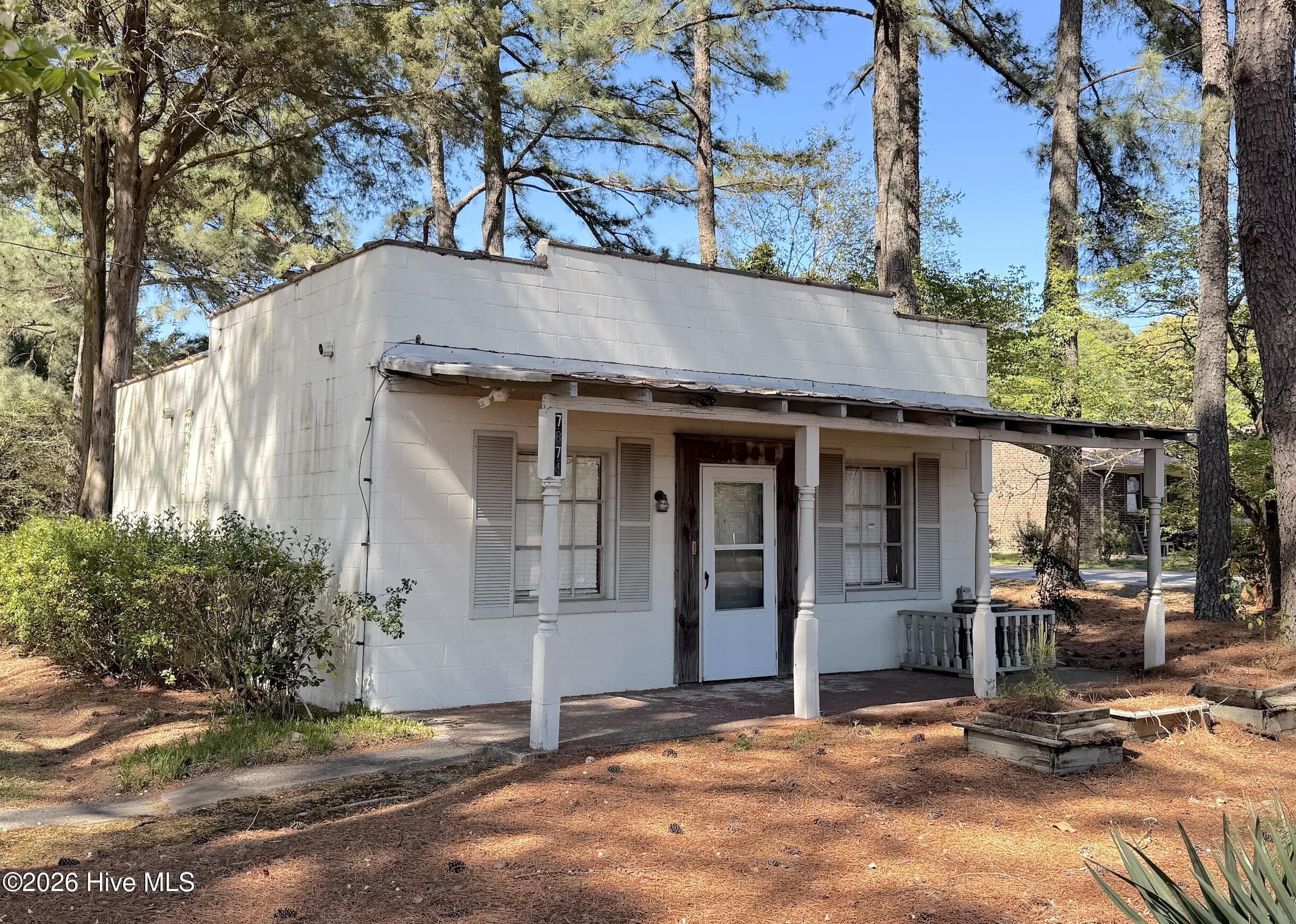 Old Country Store/Guest House - 7886 Nc 222, Fountain, NC 27829