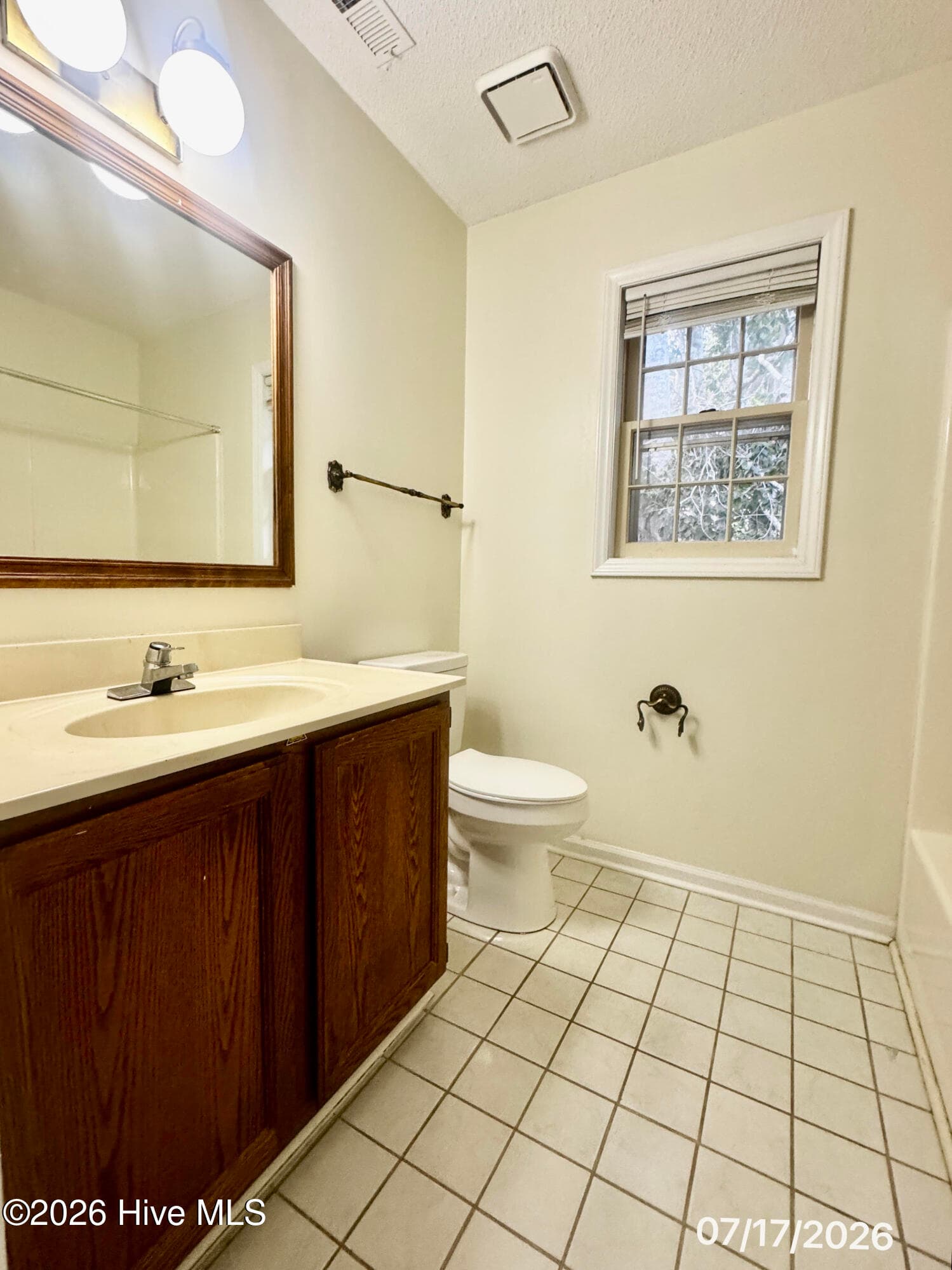 Single Family Residence at 151 Raintree Circle, Jacksonville, NC 28540, photo 31 of 37