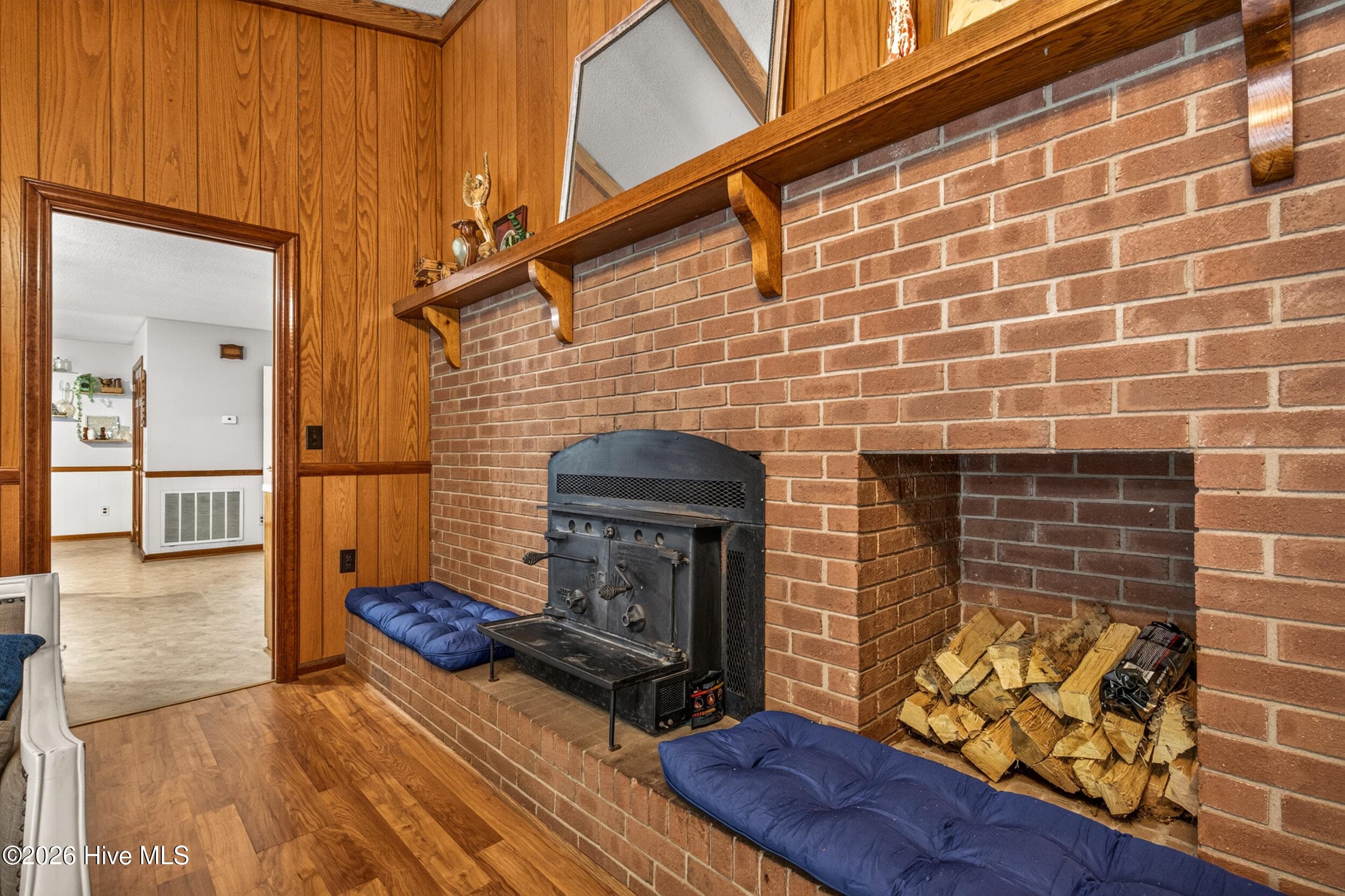 Family room - 1595 North Moore Road, Robbins, NC 27325
