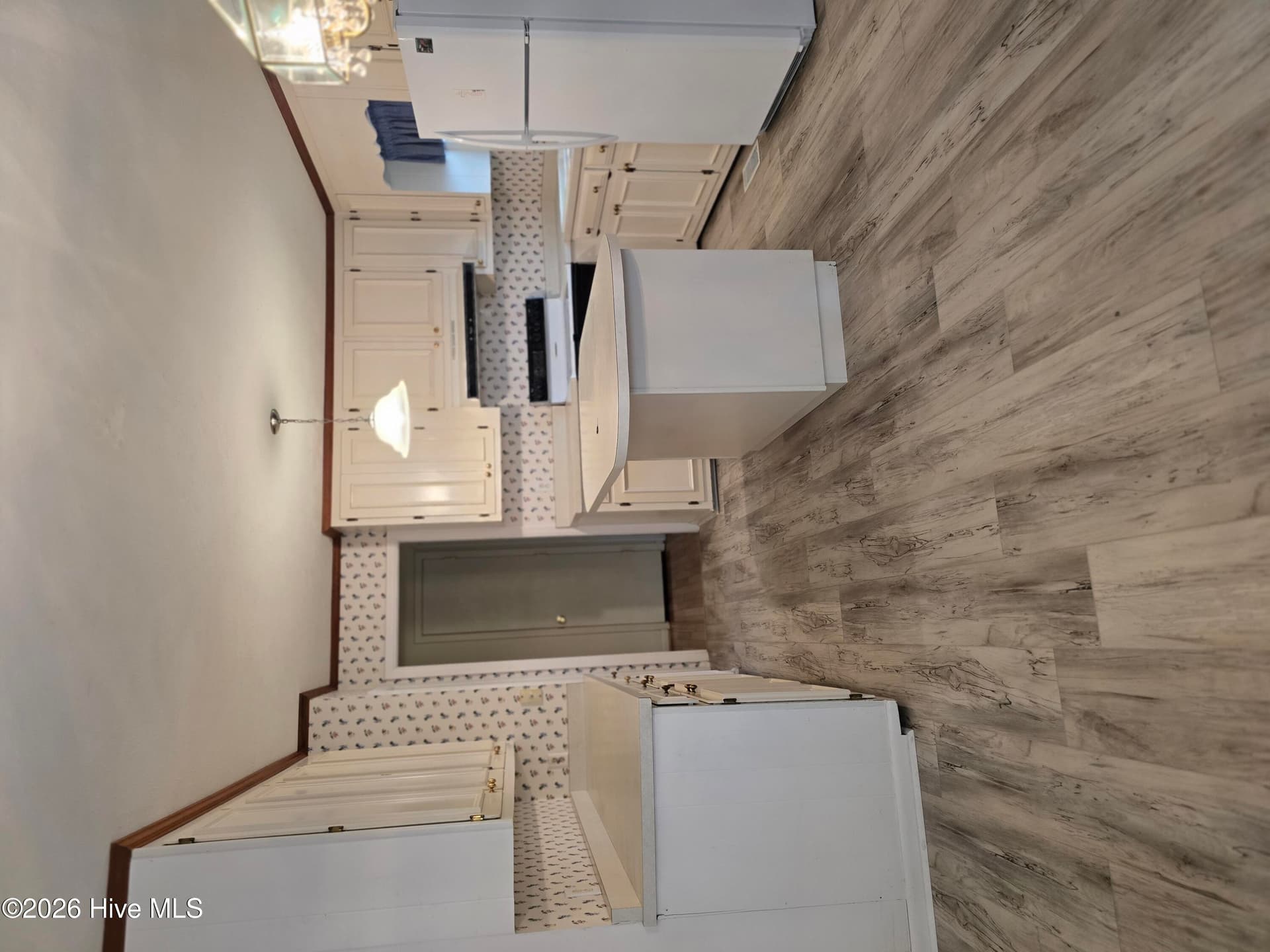 Single Family Residence at 214 E Bladen Street, Bladenboro, NC 28320, photo 15 of 67