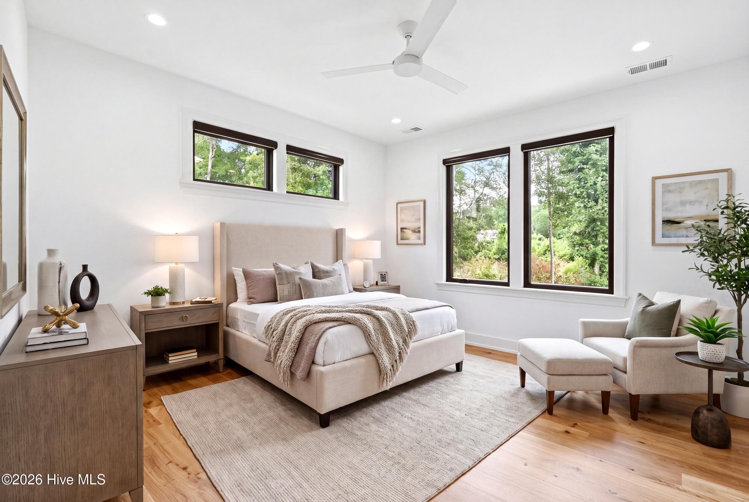 Single Family Residence at 1636 Osprey Cove Court, Wilmington, NC 28401, photo 17 of 106