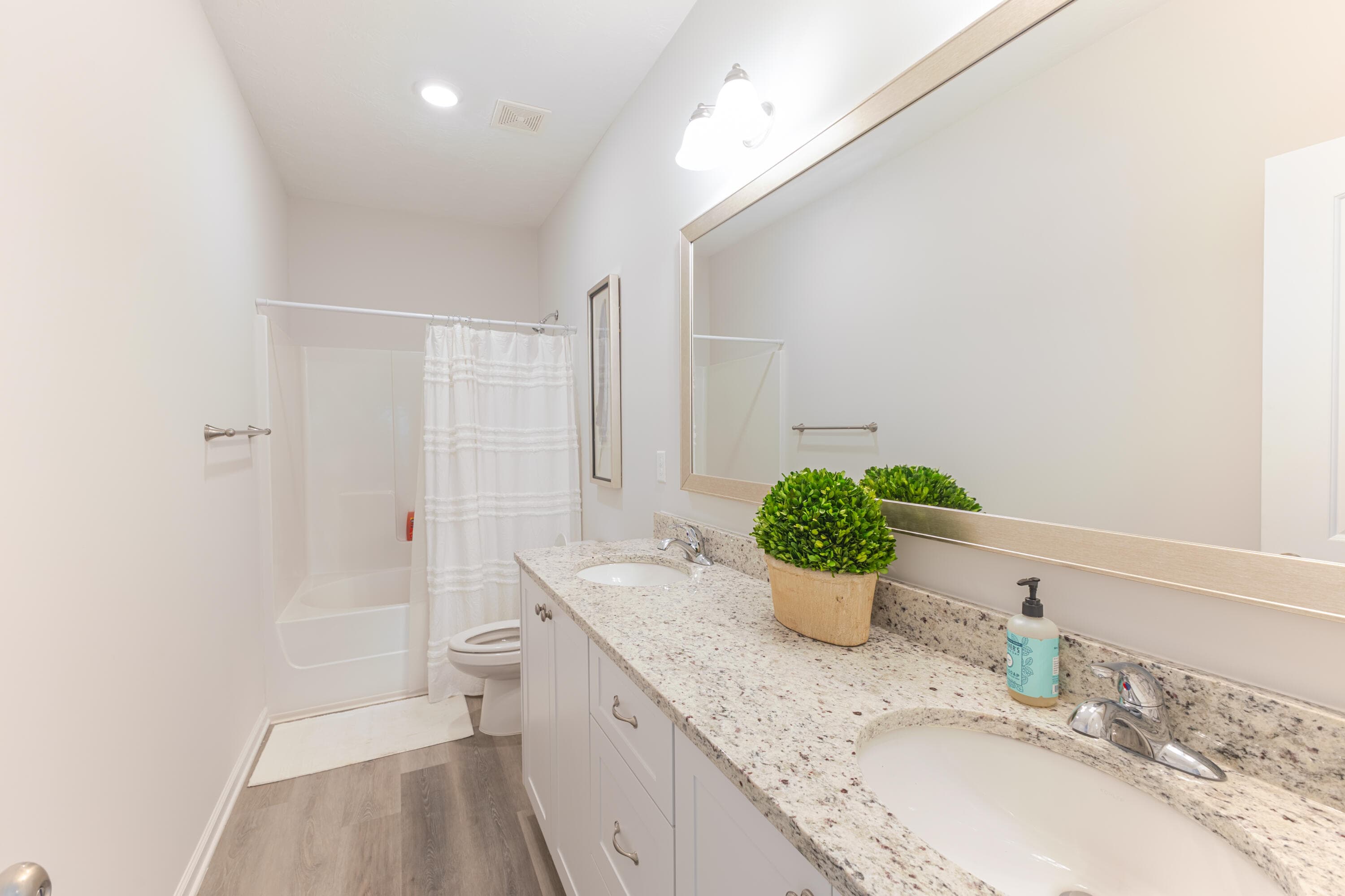 Townhouse at 314 Bordeaux Drive, Thomson, GA 30824, photo 14 of 20
