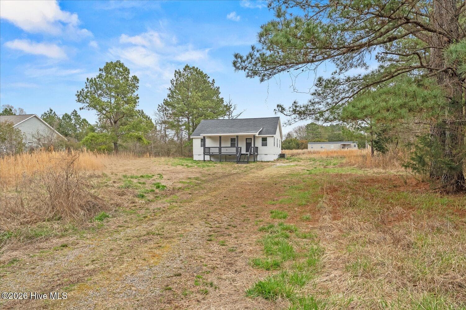 Single Family Residence at 140 Wallace Town Road, Plum Branch, SC 29845, photo 2 of 22