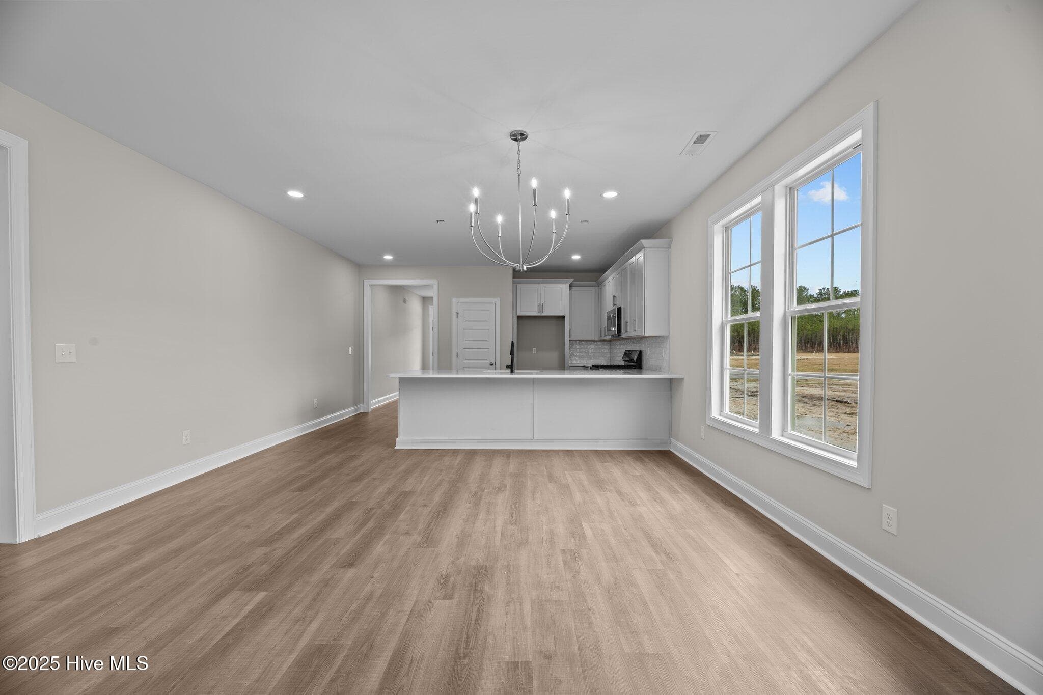 Single Family Residence at 1015 Brighton Drive, New Bern, NC 28562, photo 28 of 47