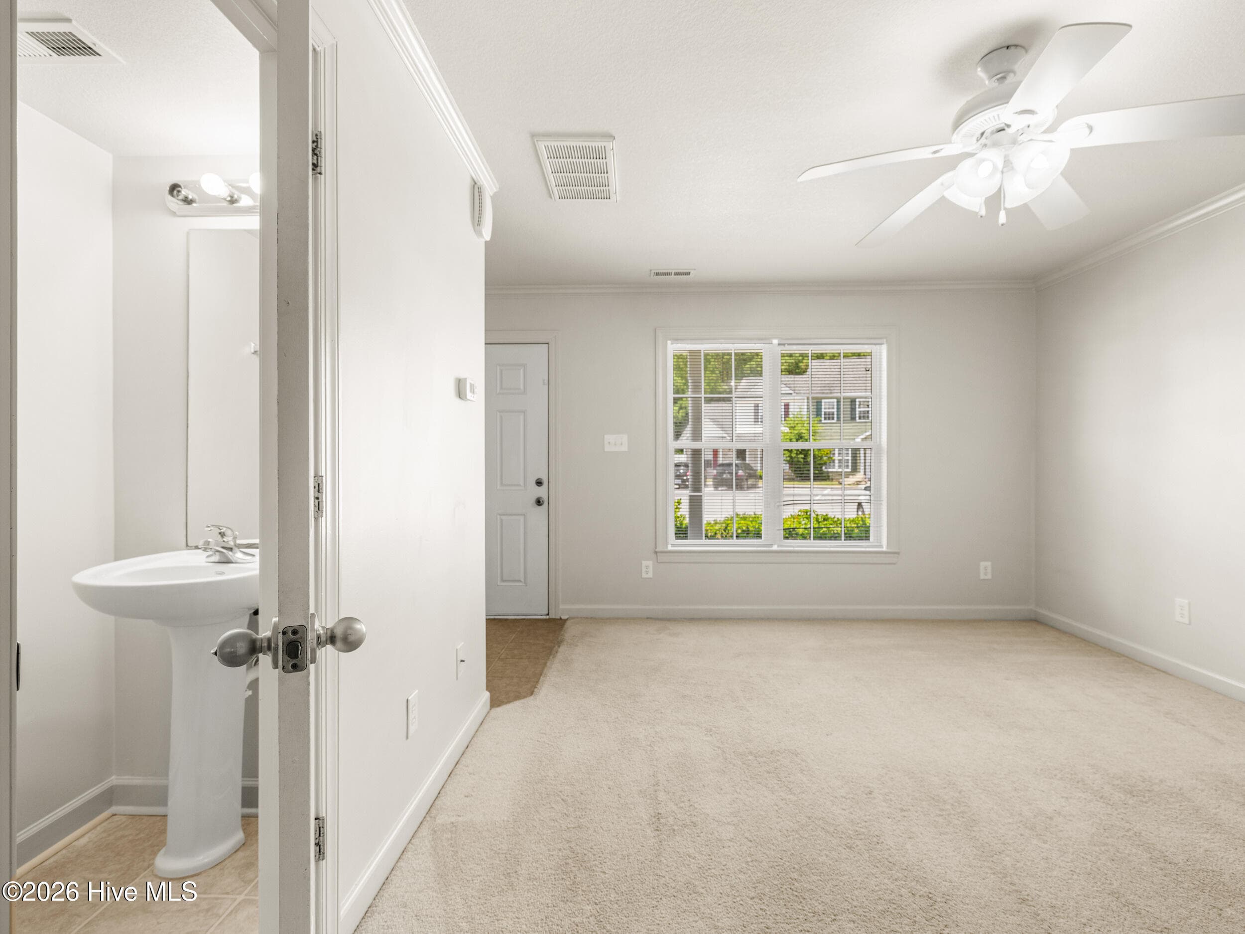 Townhouse at 403 Springwood Drive, Jacksonville, NC 28546, photo 10 of 30