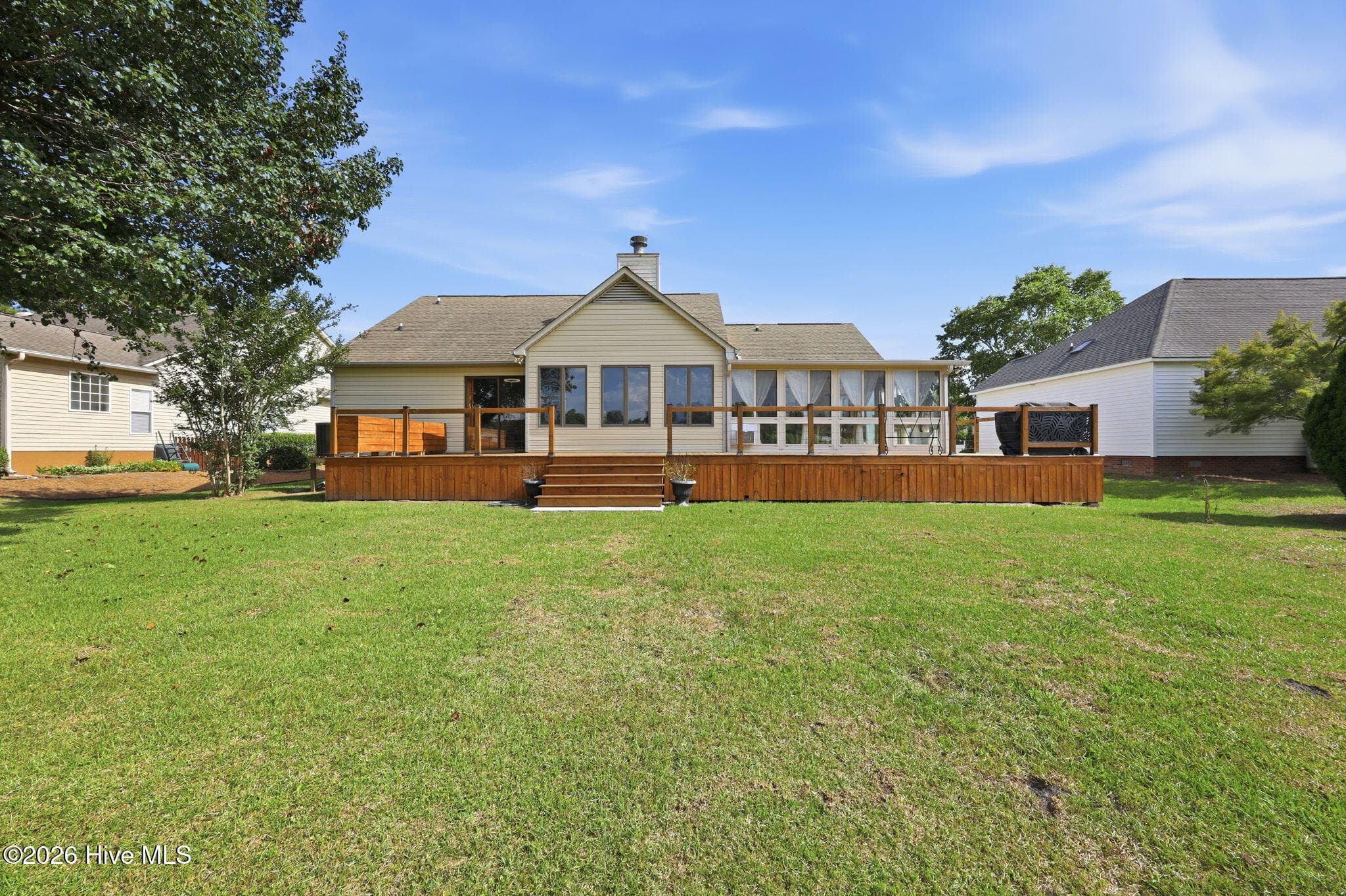 833 Pelican Drive, New Bern, NC 28560