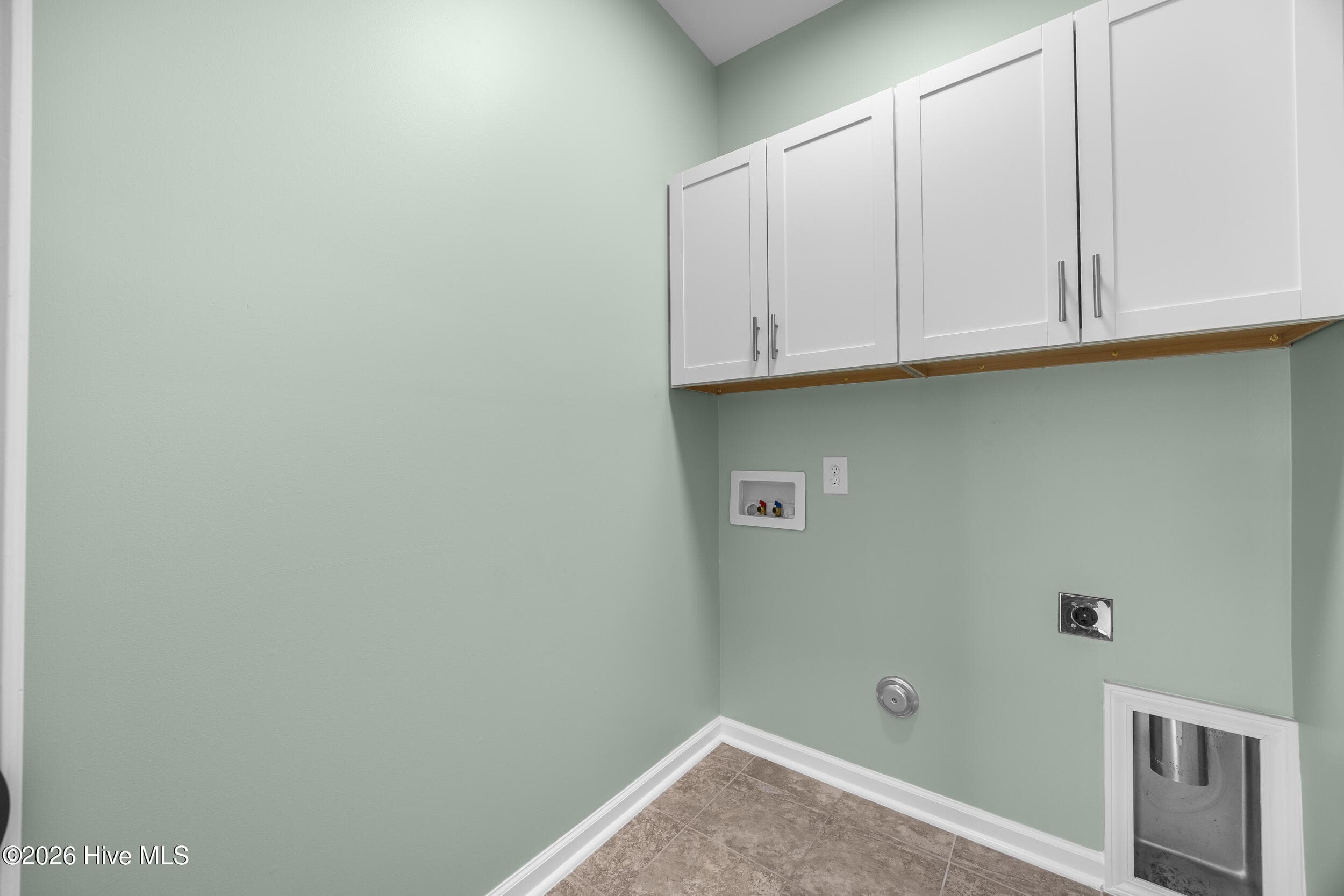 Single Family Residence at 3708 Old Sand Mine Drive, Wilmington, NC 28412, photo 25 of 43