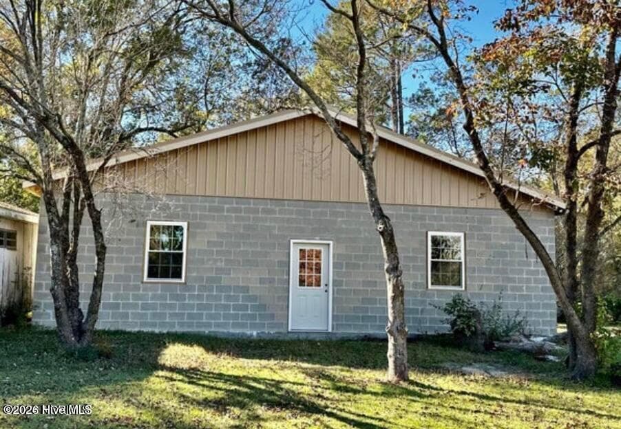 Single Family Residence at 4803 Andrew Jackson Highway SW, Chadbourn, NC 28431, photo 4 of 72