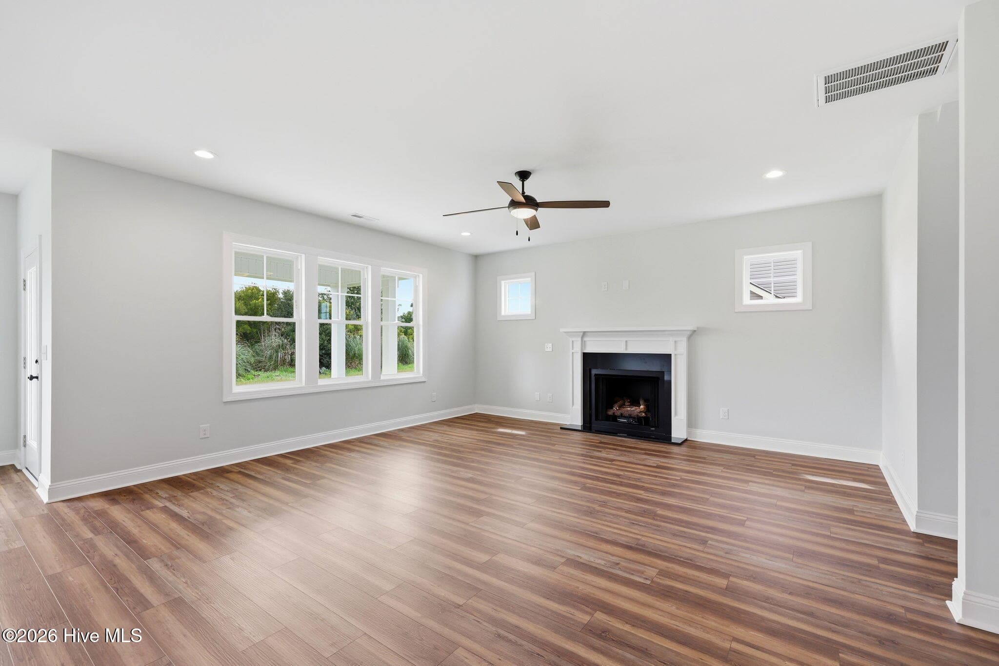 Single Family Residence at 116 Eastbay Way, Beaufort, NC 28516, photo 26 of 59