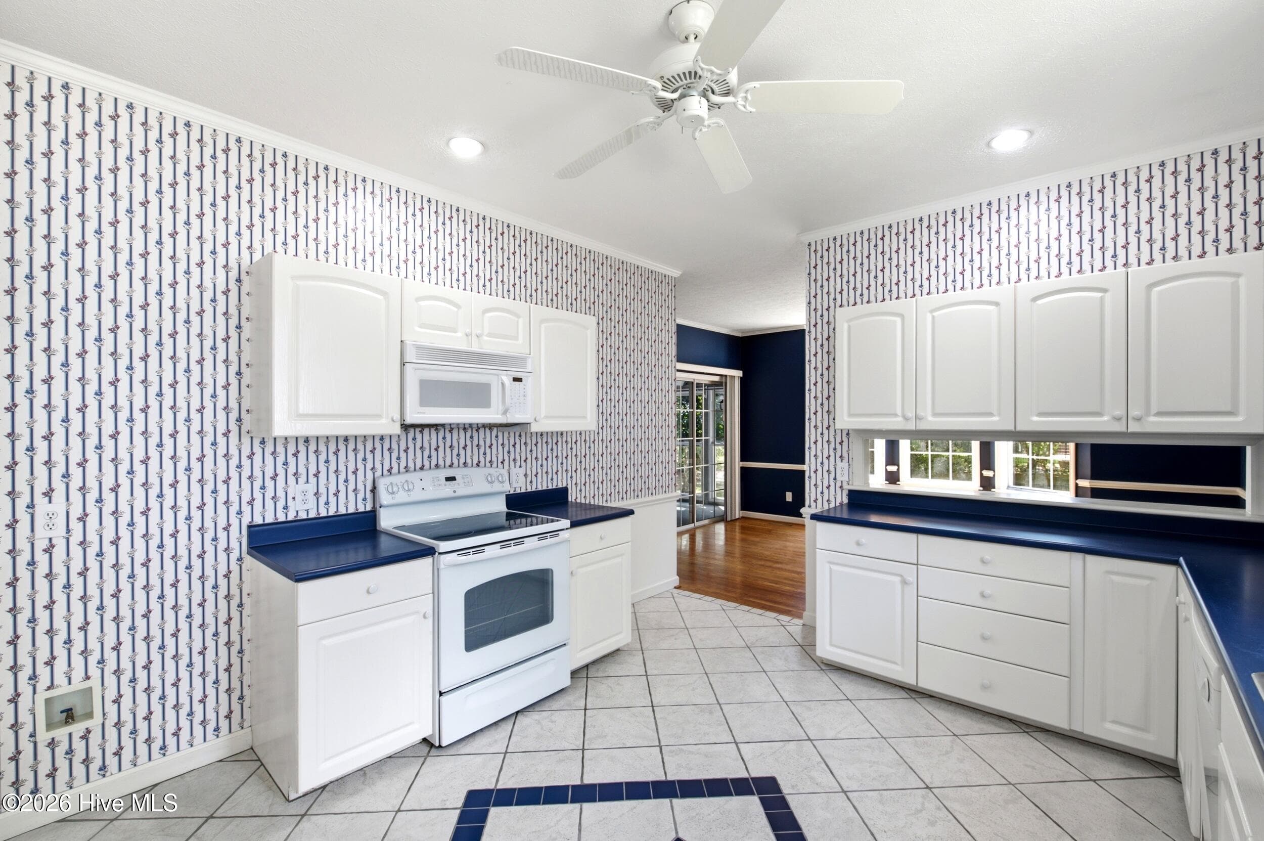 Single Family Residence at 6912 Haberdeen Drive, Wilmington, NC 28411, photo 71 of 73