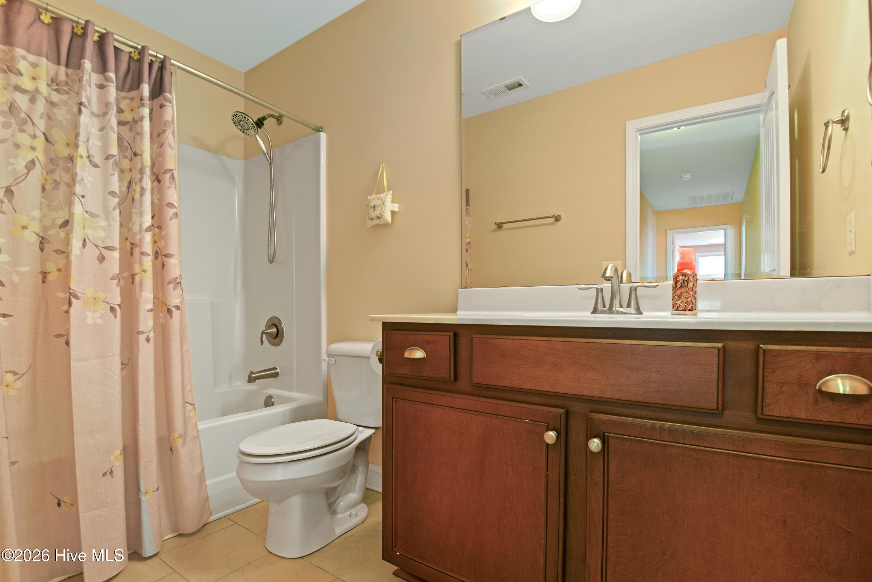 Single Family Residence at 143 Cornel Lane, Hampstead, NC 28443, photo 29 of 38