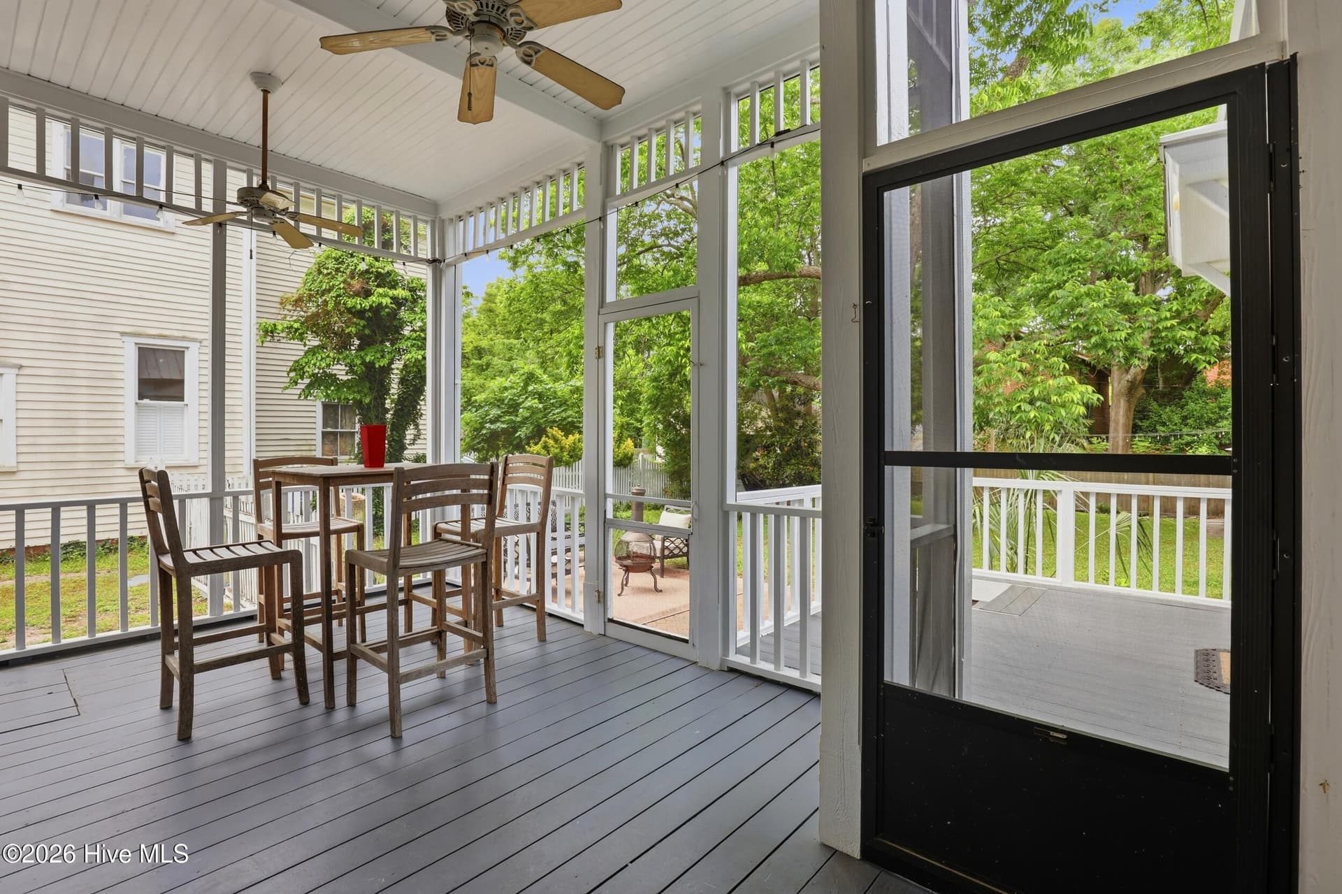 Single Family Residence at 306 S 4th Street, Wilmington, NC 28401, photo 6 of 7