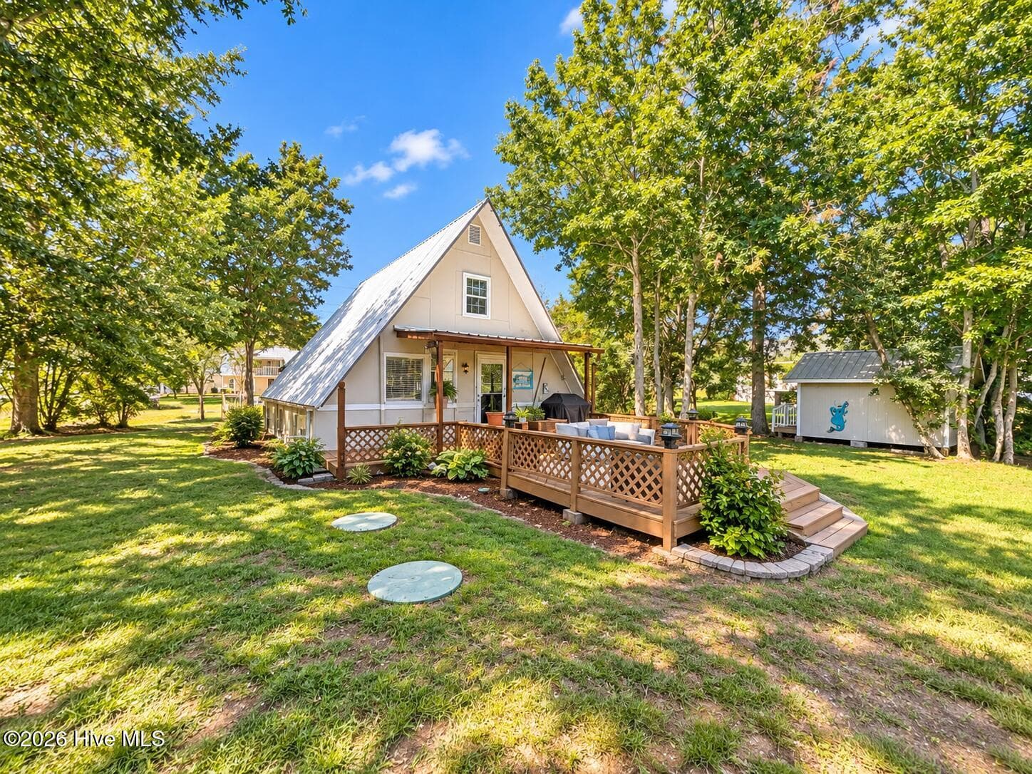Single Family Residence at 2033 Waterloo Street SW, Ocean Isle Beach, NC 28469, photo 20 of 40