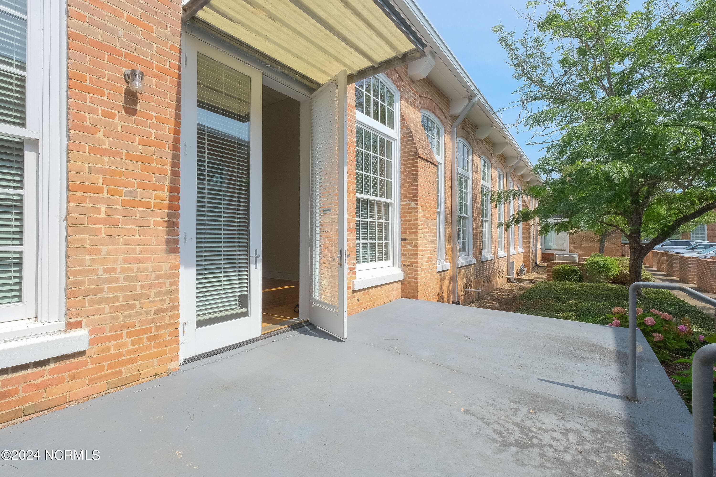 Condominium at 723 Mcmullan Avenue Unit 403, Edenton, NC 27932, photo 5 of 35