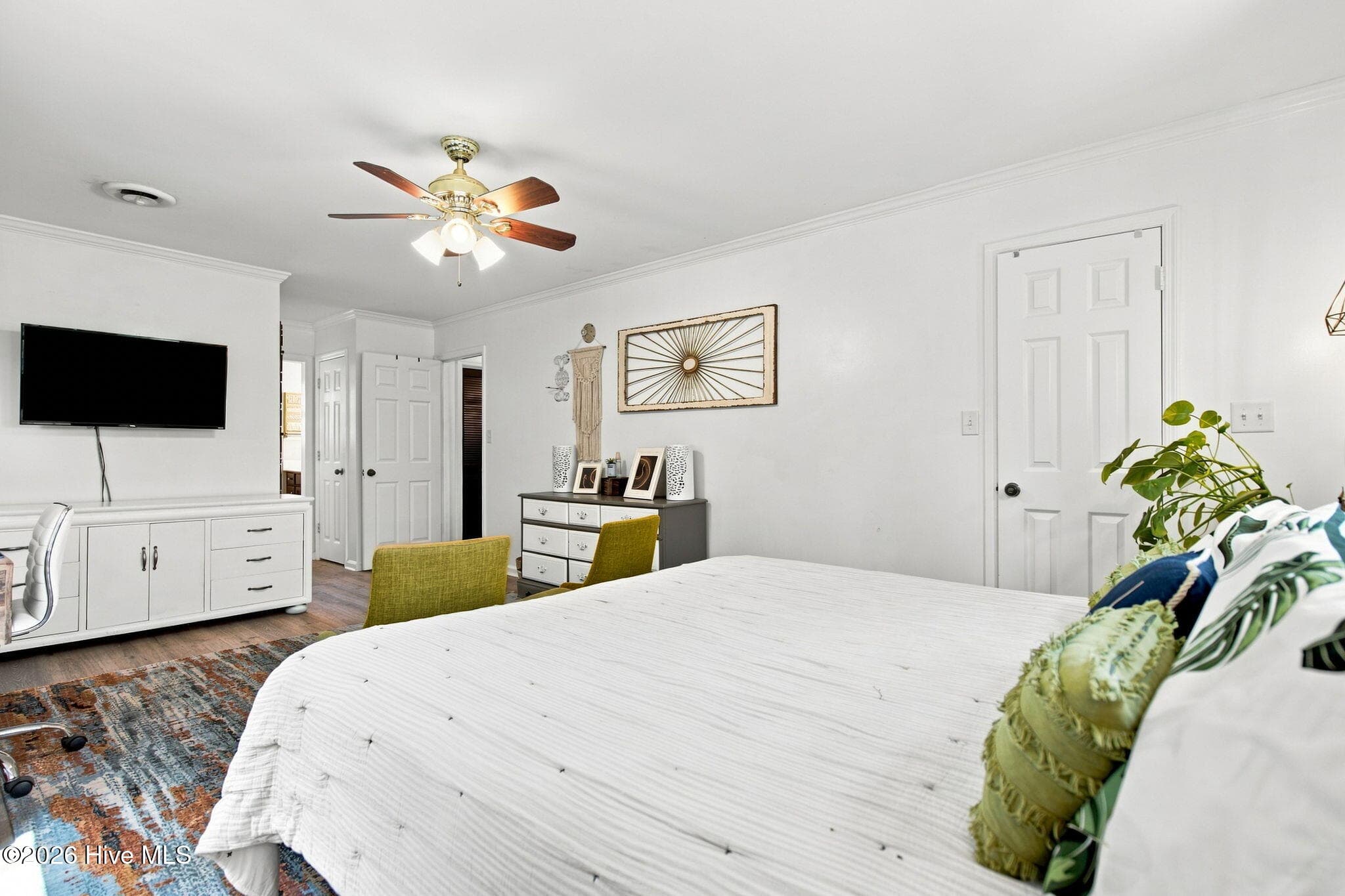 Single Family Residence at 116 Cavalier Drive, Wilmington, NC 28403, photo 7 of 64