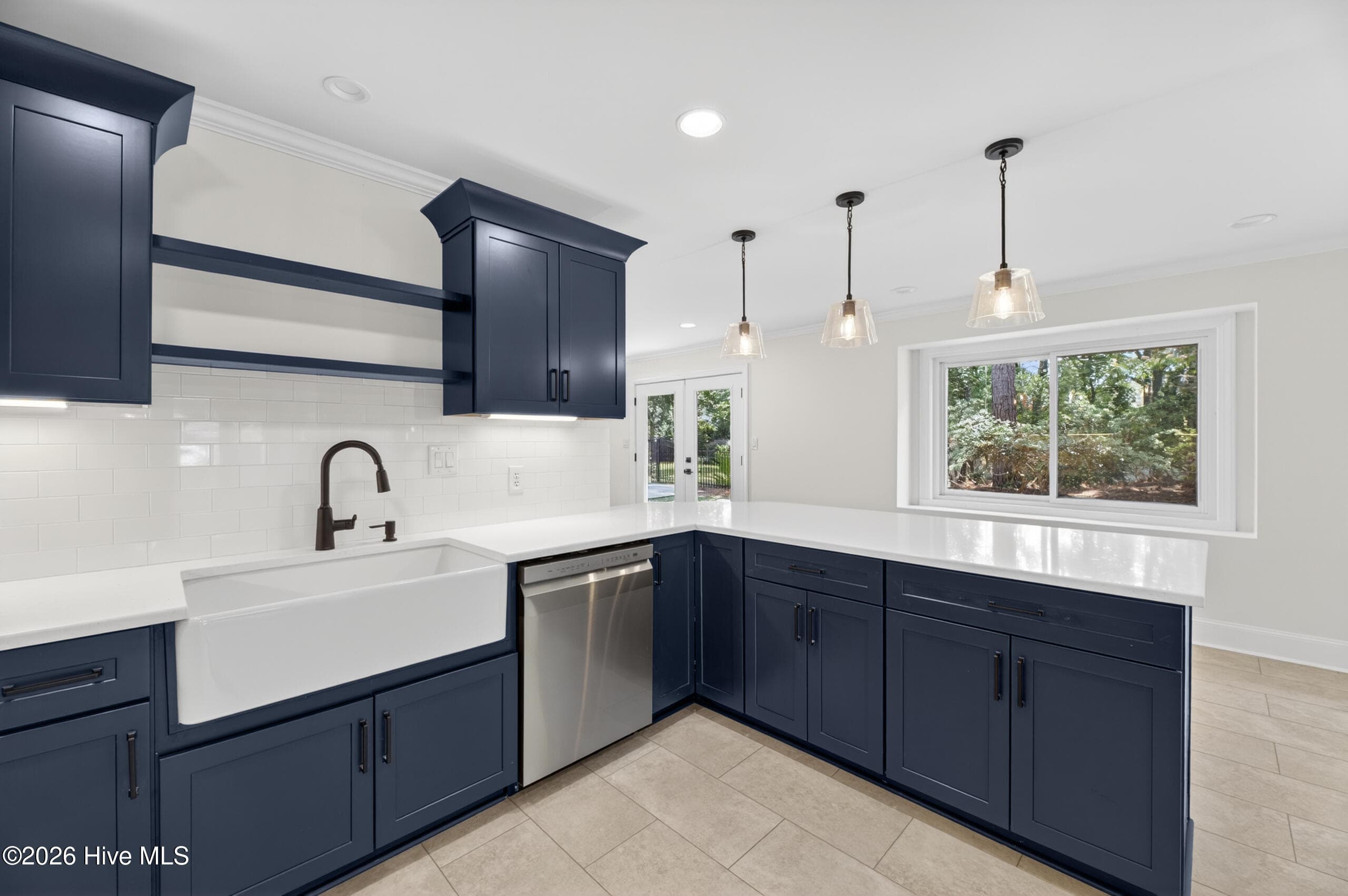 Single Family Residence at 208 Dupont Circle, Greenville, NC 27858, photo 13 of 53