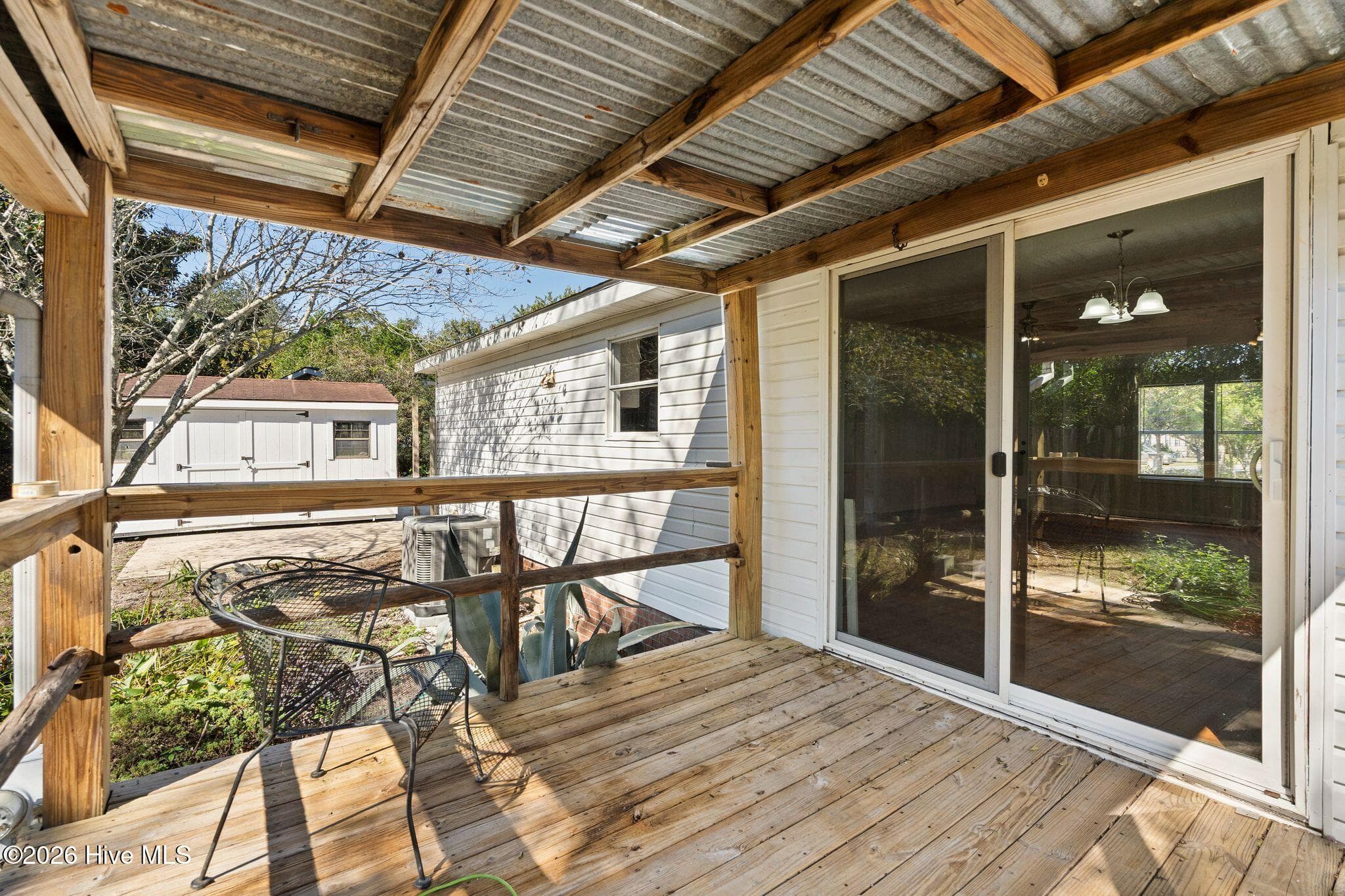 Manufactured Home at 6140 Carolina Beach Road Trlr 28, Wilmington, NC 28412, photo 40 of 54