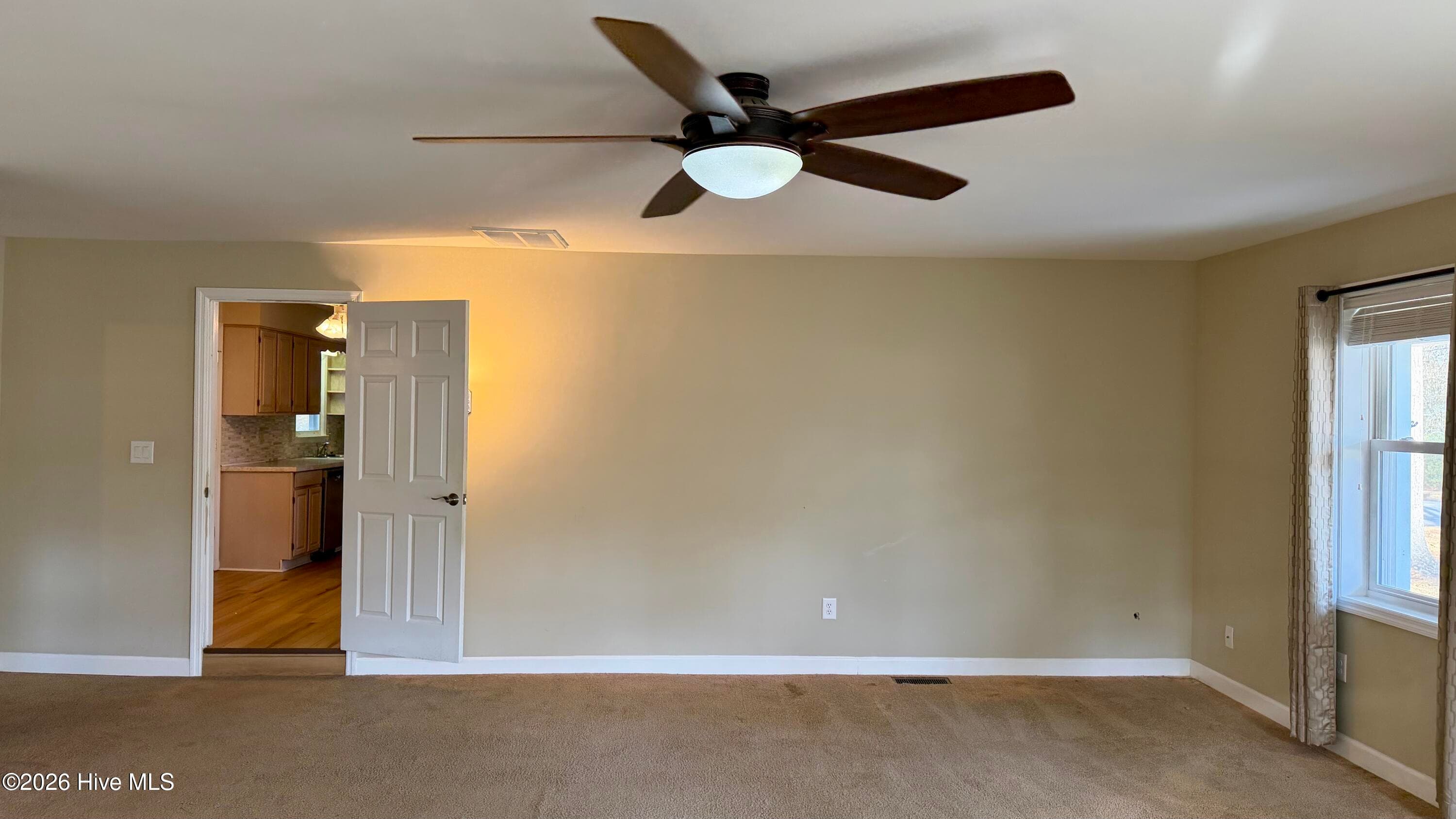 Single Family Residence at 1113 Cherry Tree Drive, New Bern, NC 28562, photo 33 of 80
