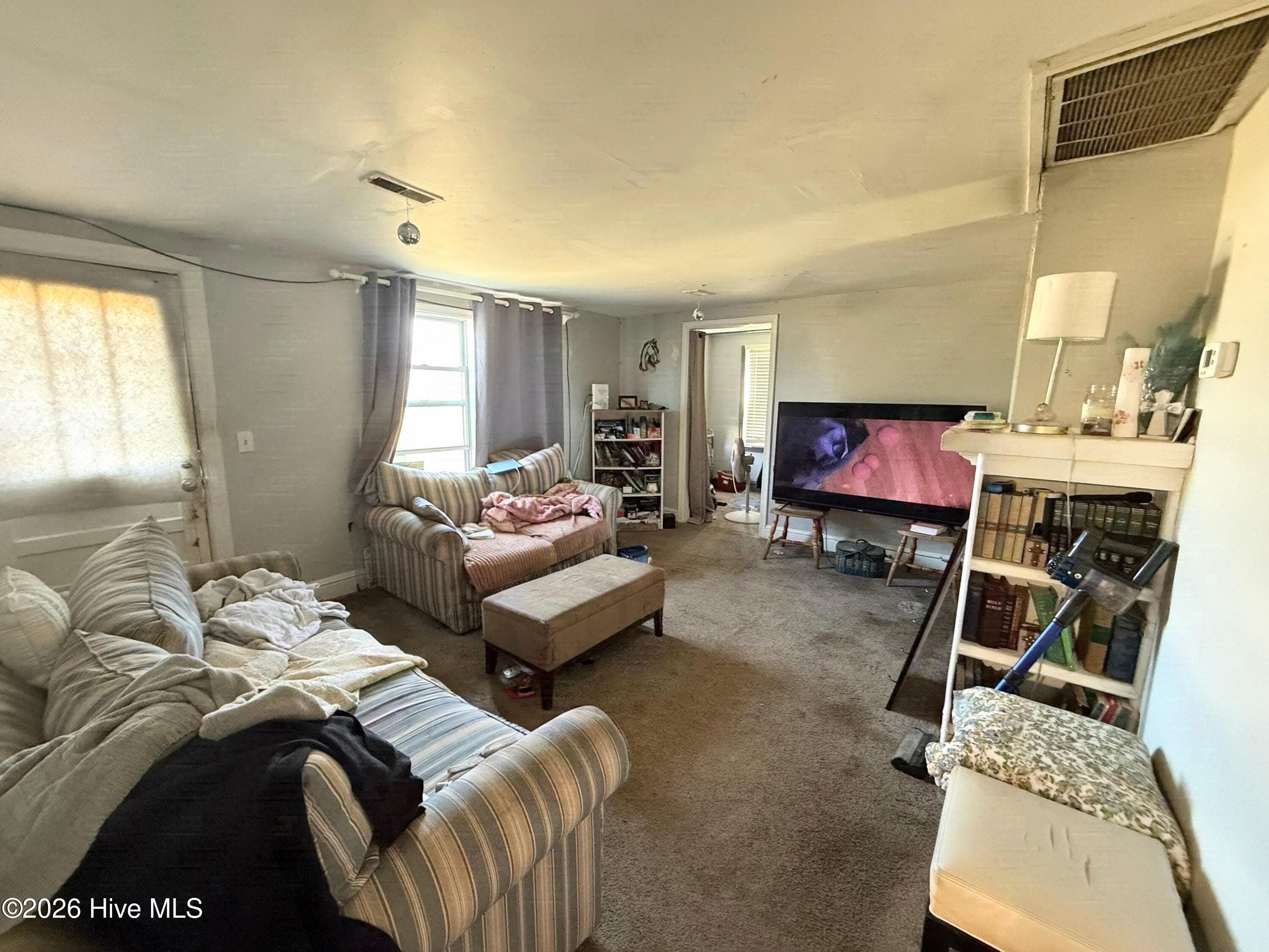 Living room - 7864 Caratoke Highway, Powells Point, NC 27966
