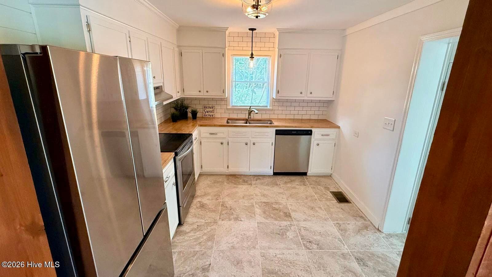 Single Family Residence at 1761 Wycliffe Street, Augusta, GA 30904, photo 12 of 23